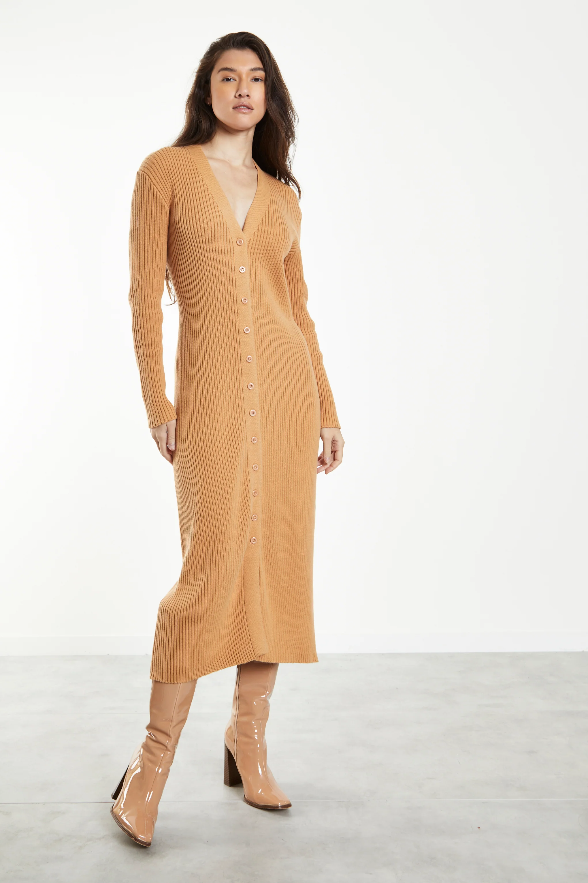 Glamorous Caramel Knitted Skinny Fit Midi Dress with Long Sleeves & V Neck - Image 4