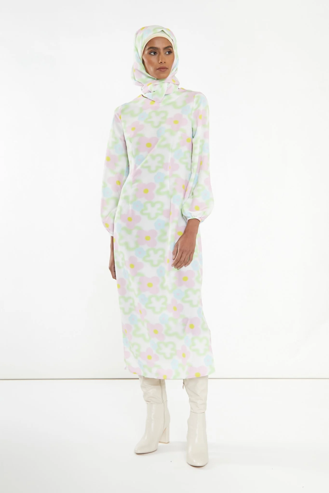 Multi Blurred Floral Headscarf - Image 5