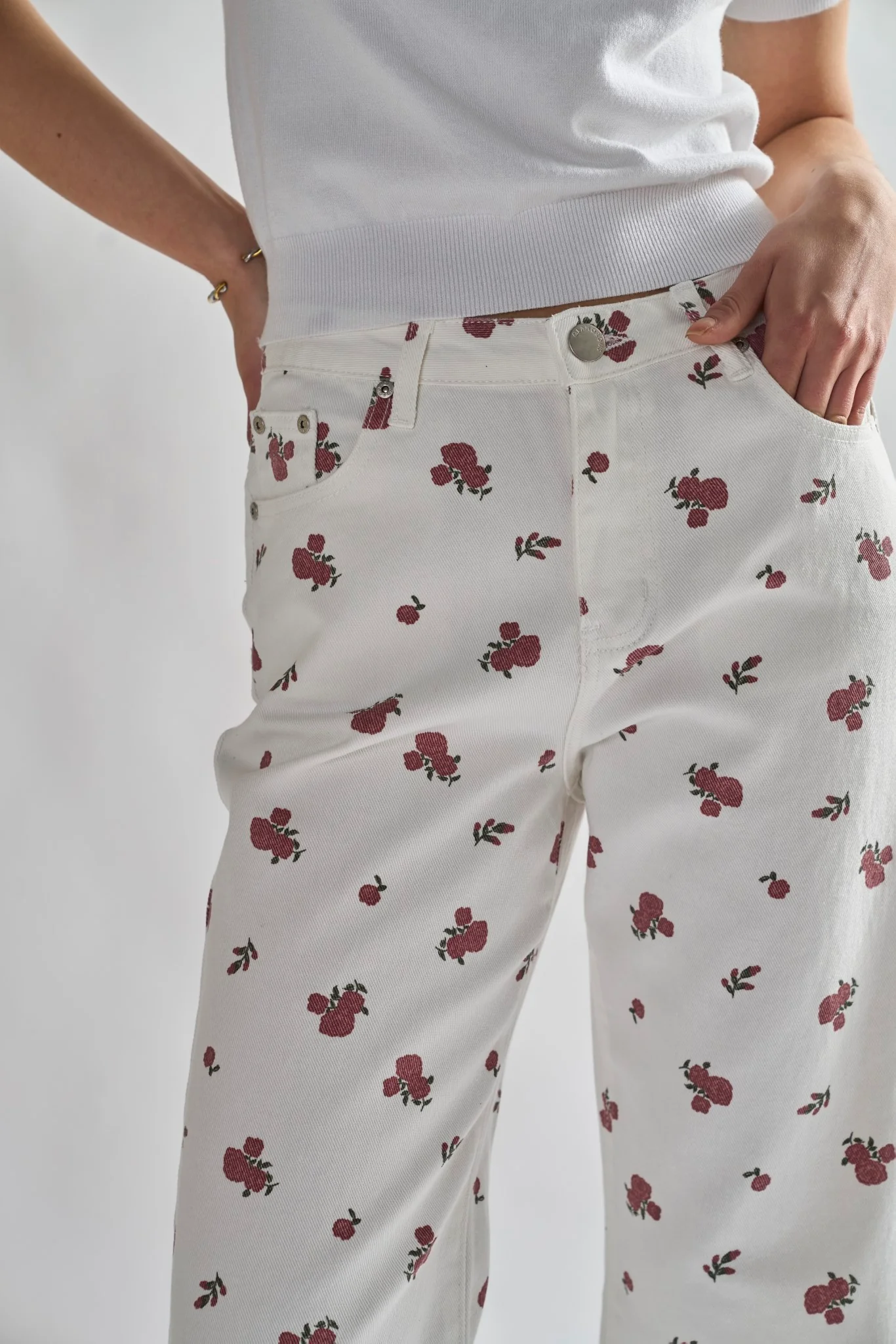 Glamorous Womens White Ditsy Denim Jeans - Image 4