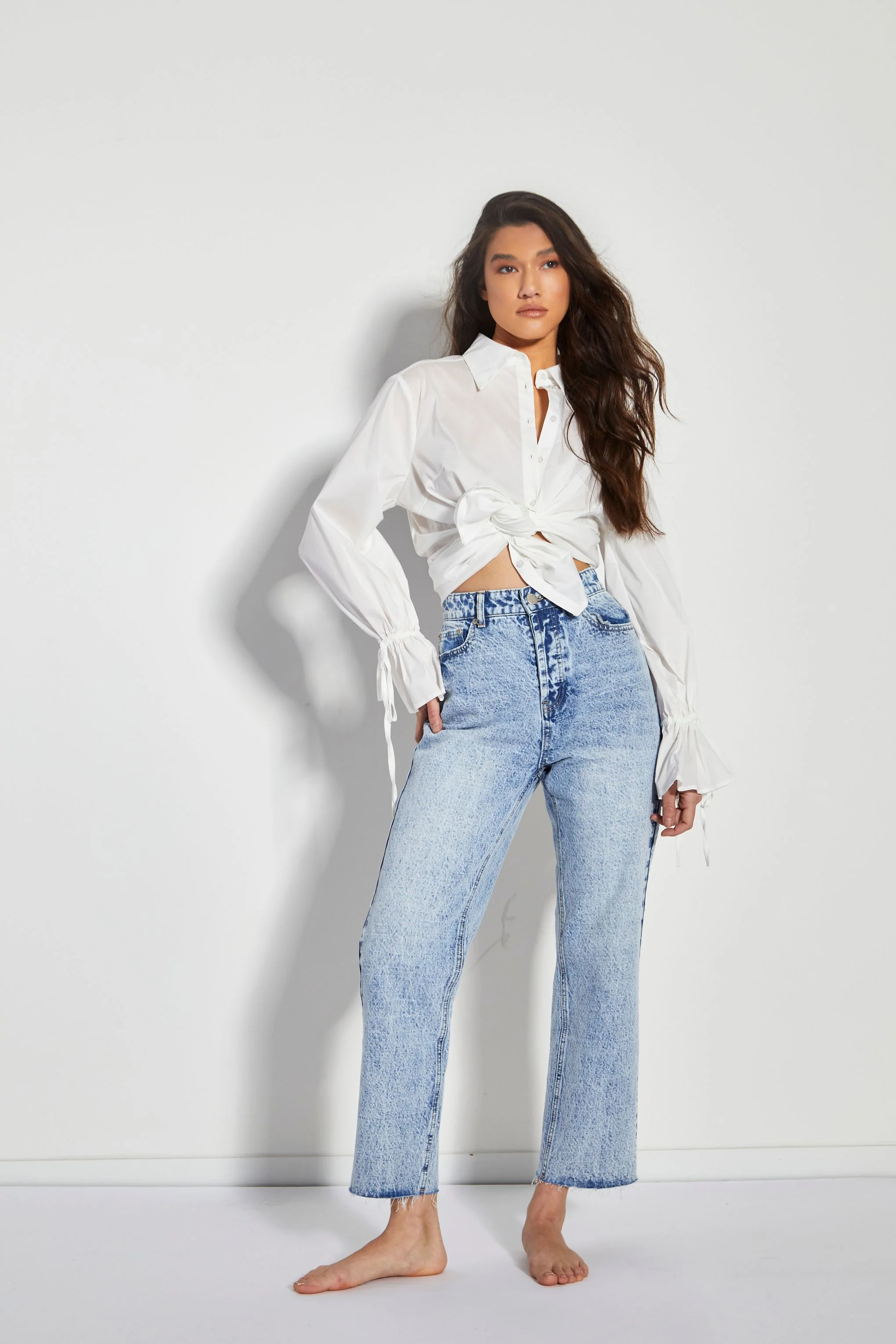 Glamorous Blue Acid Wash Cut Off Straight Leg Jeans - Image 2