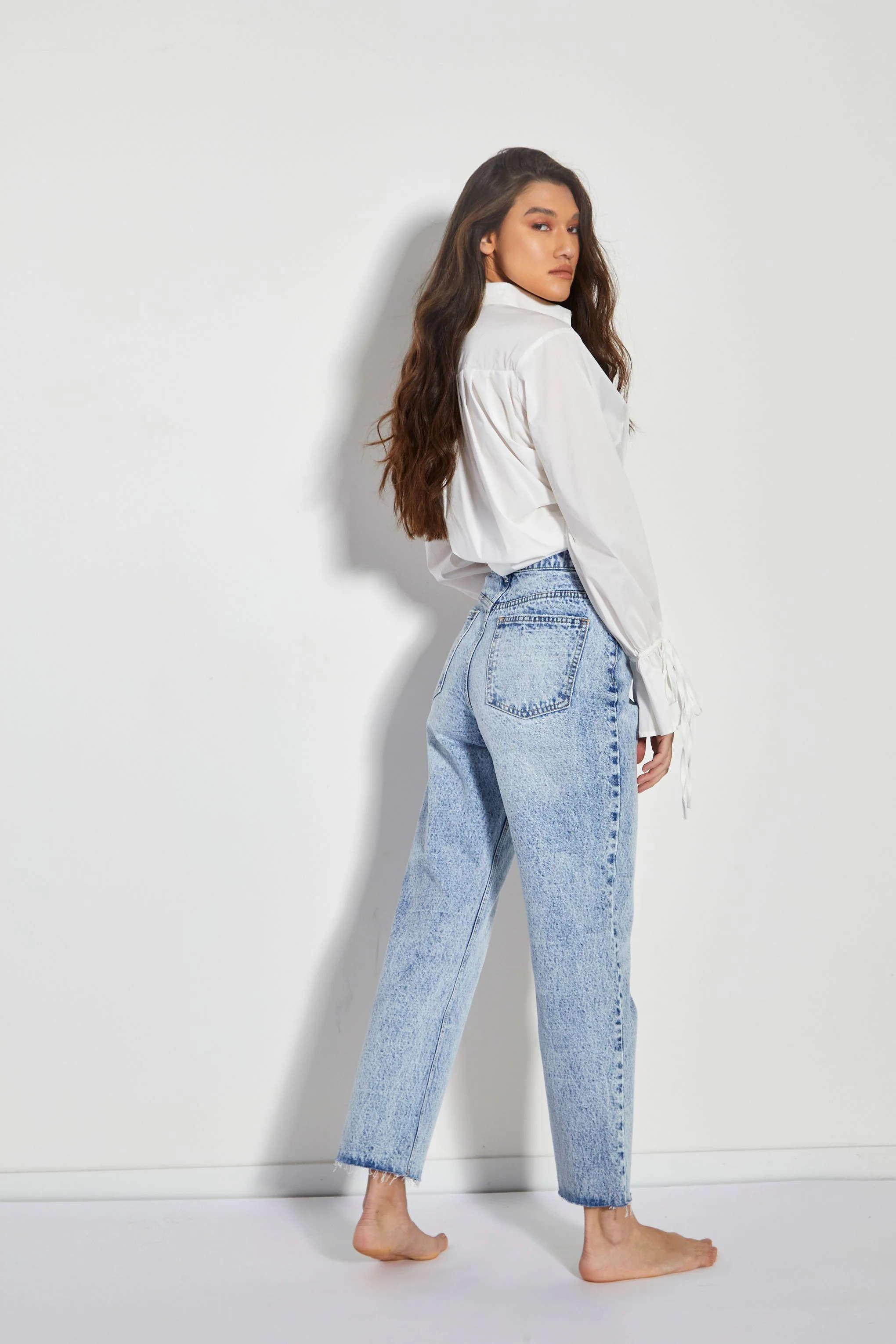 Glamorous Blue Acid Wash Cut Off Straight Leg Jeans - Image 3