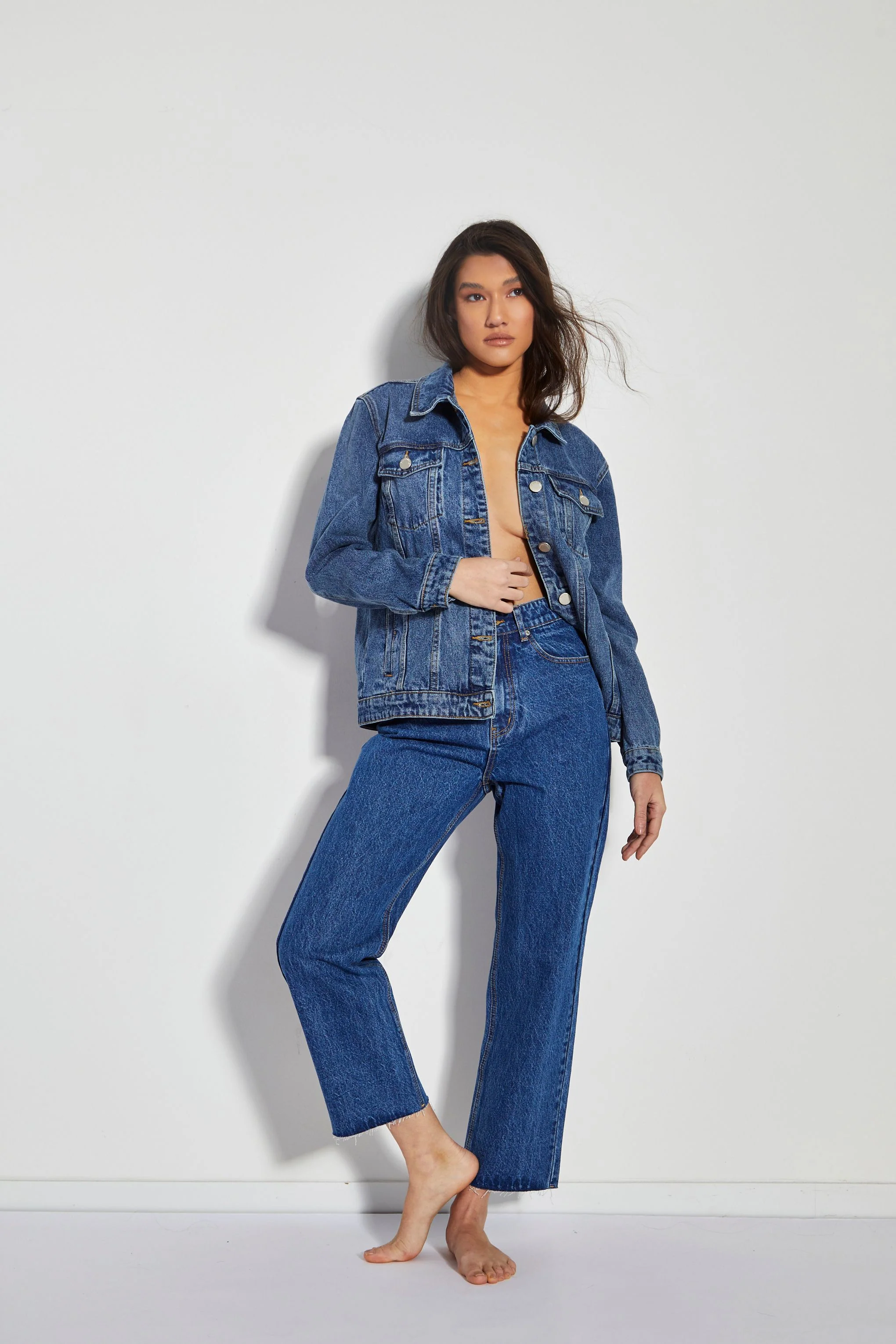 Glamorous Mid Blue Vintage Cut Off Straight Leg Jeans - Image 4