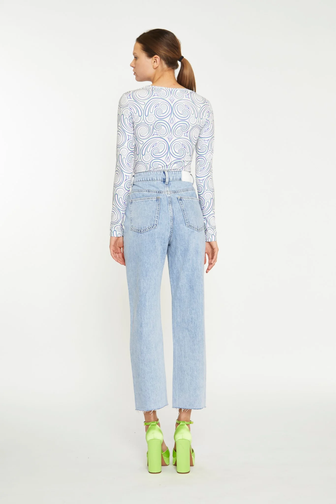Light Stonewash Straight Leg Jeans - Image 2