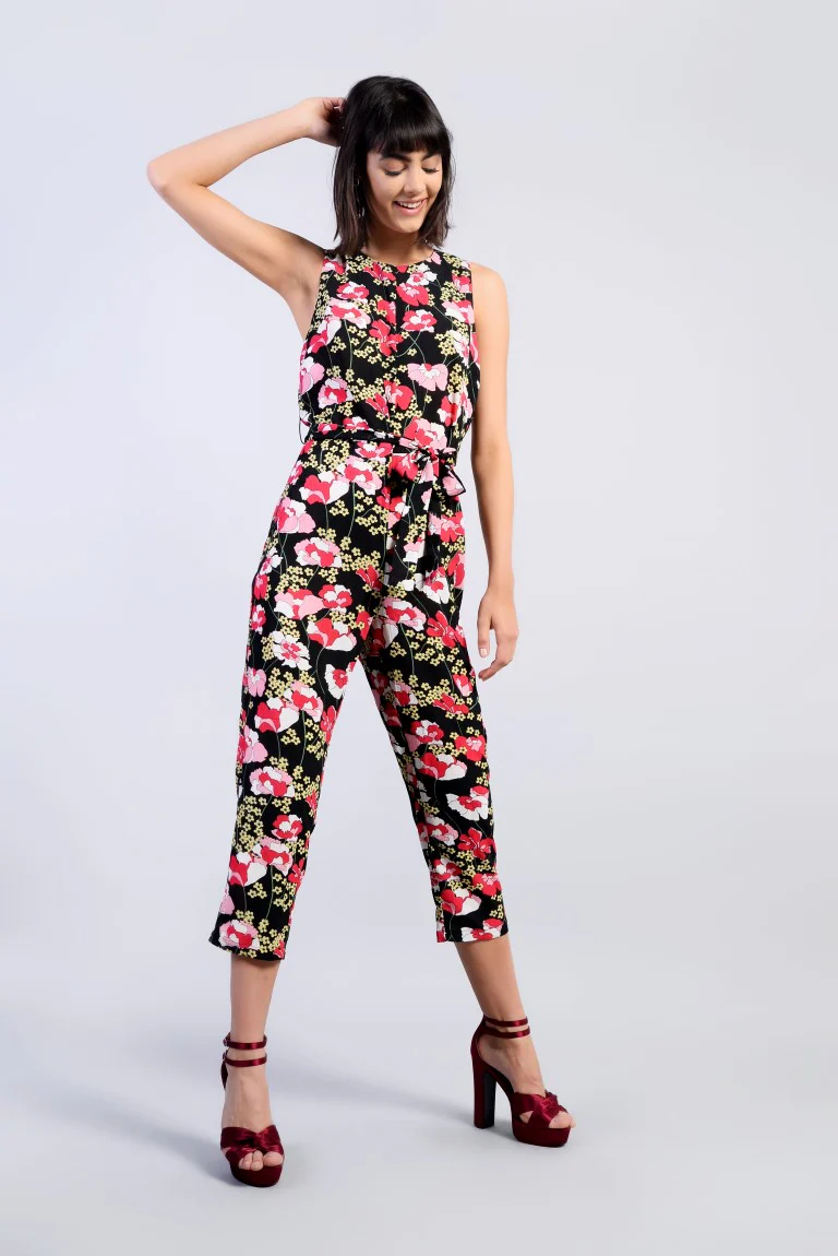Glamorous Black Retro Floral 3/4 Length Sleeveless Jumpsuit