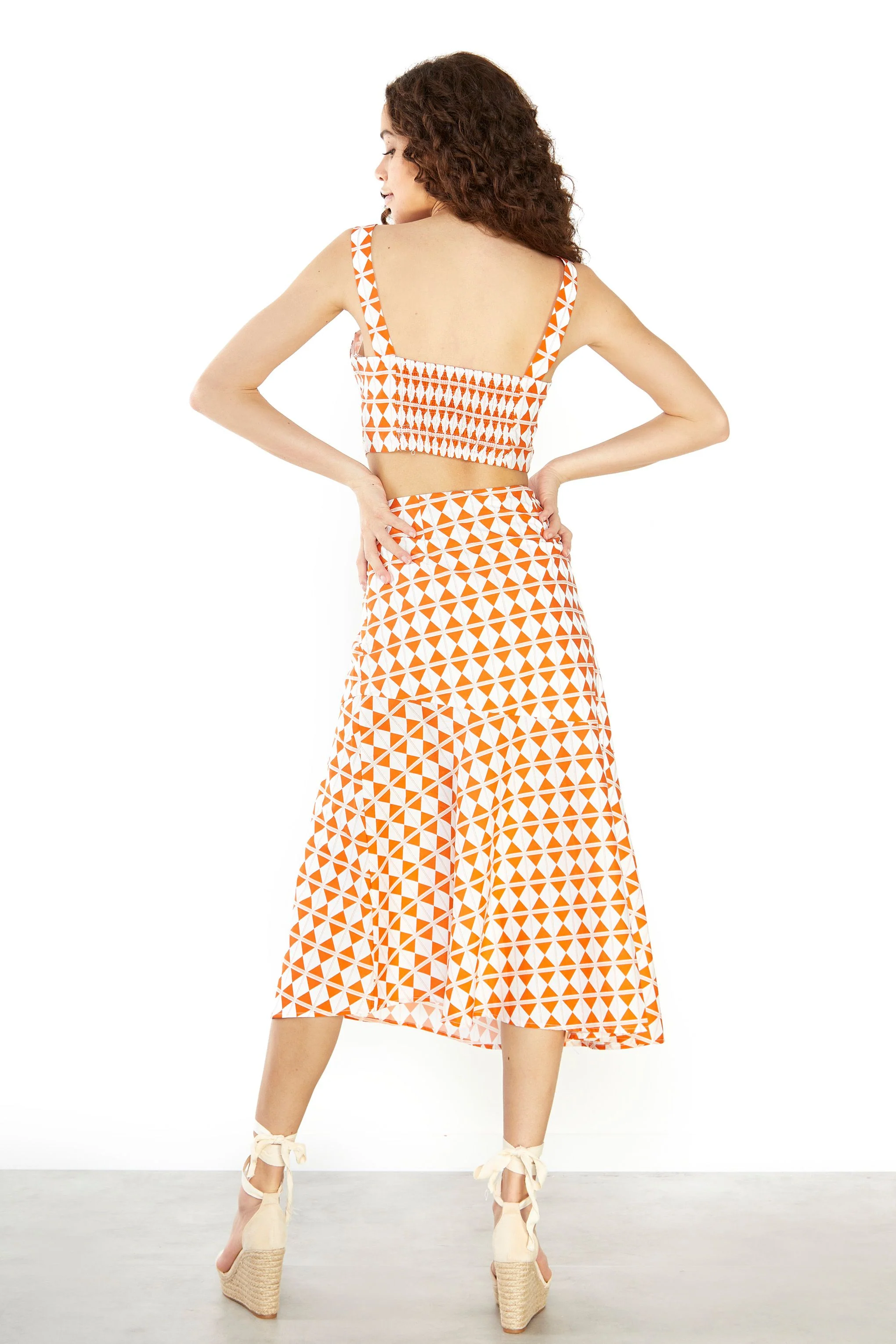 Glamorous Orange Diamond Geo High Waisted Midi Skirt - Image 2