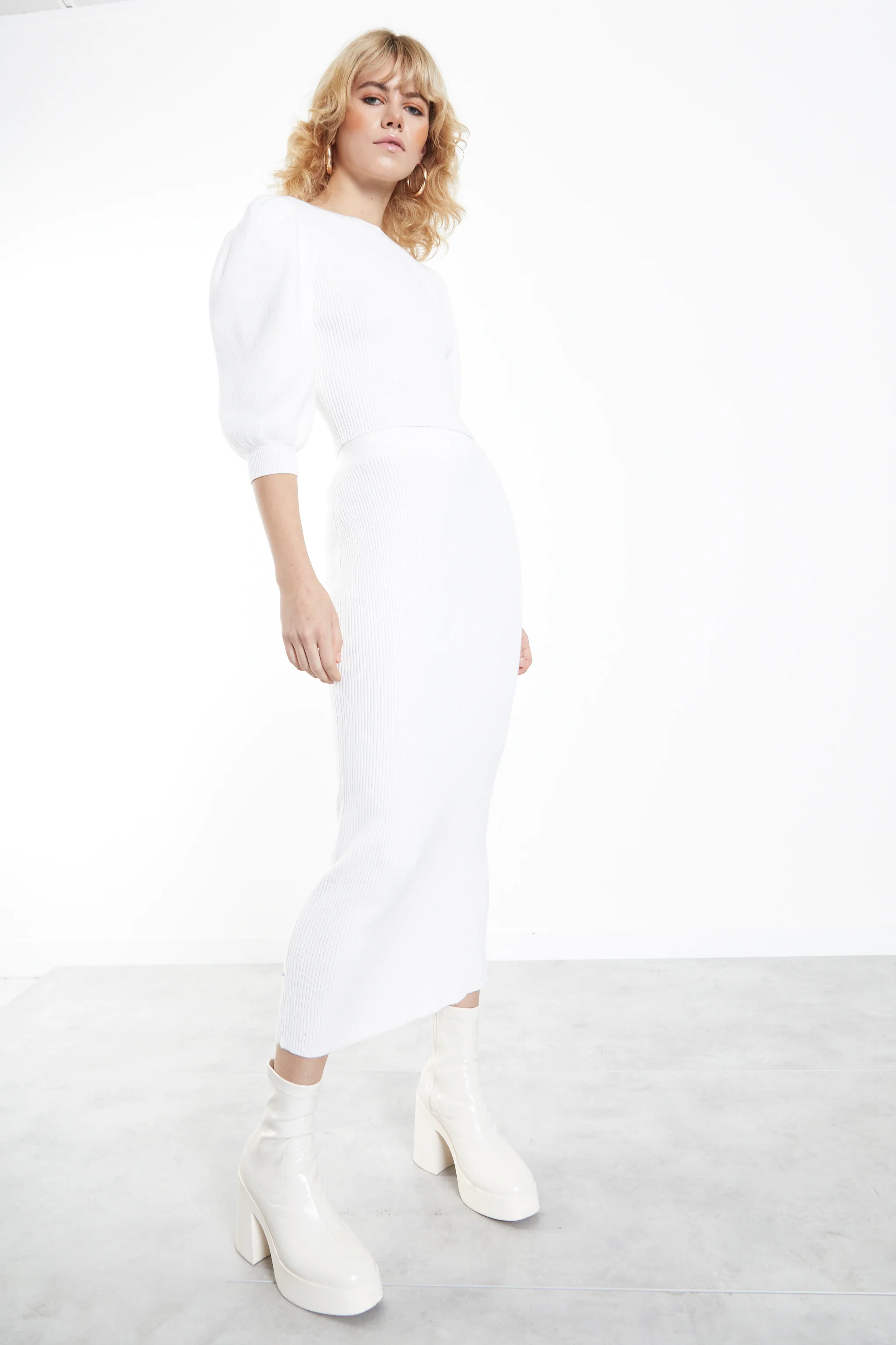Glamorous Off White Knitted Midi Skirt - Image 3