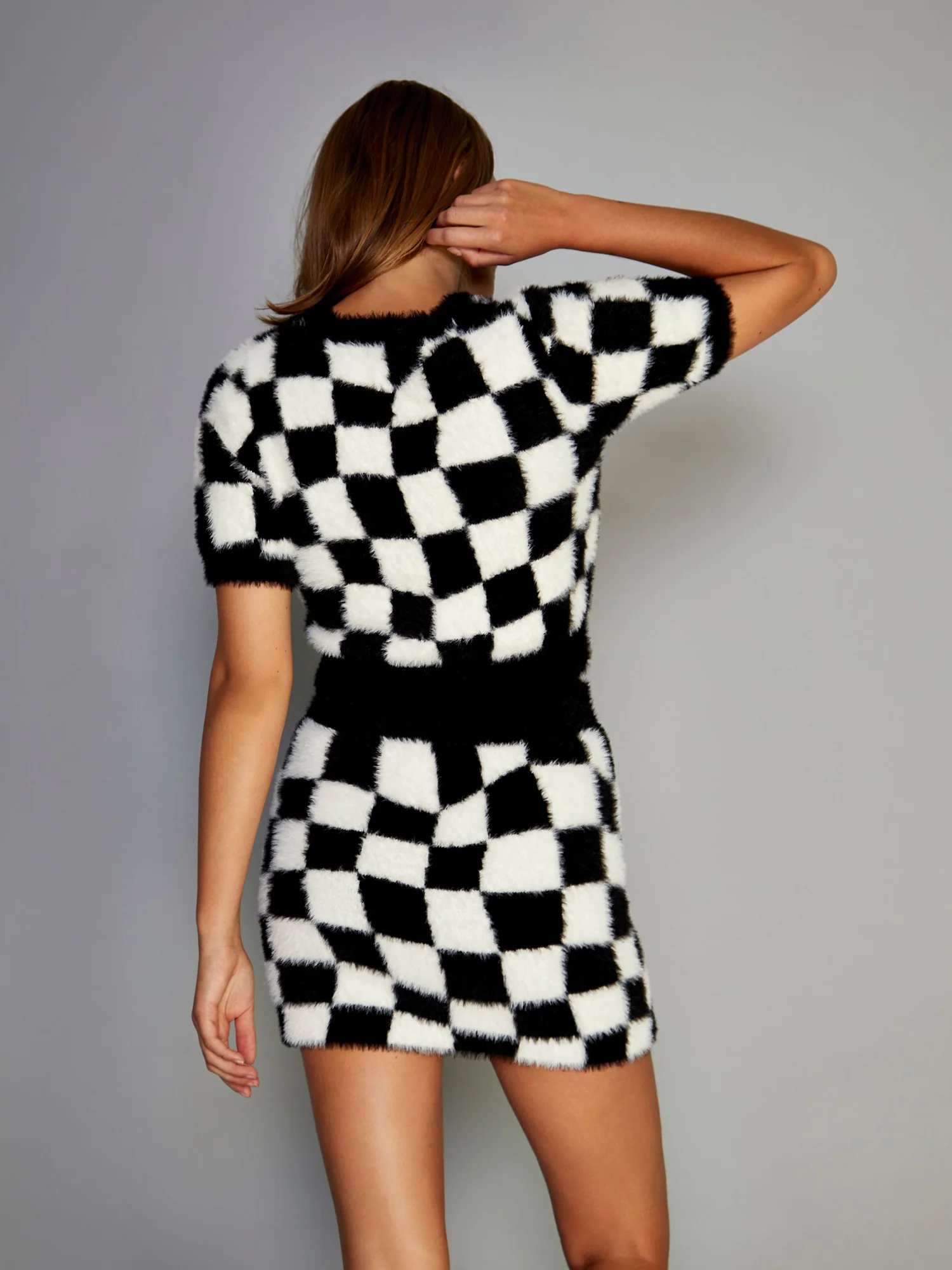 Glamorous Black White Pattern Knit Mini Skirt - Image 3