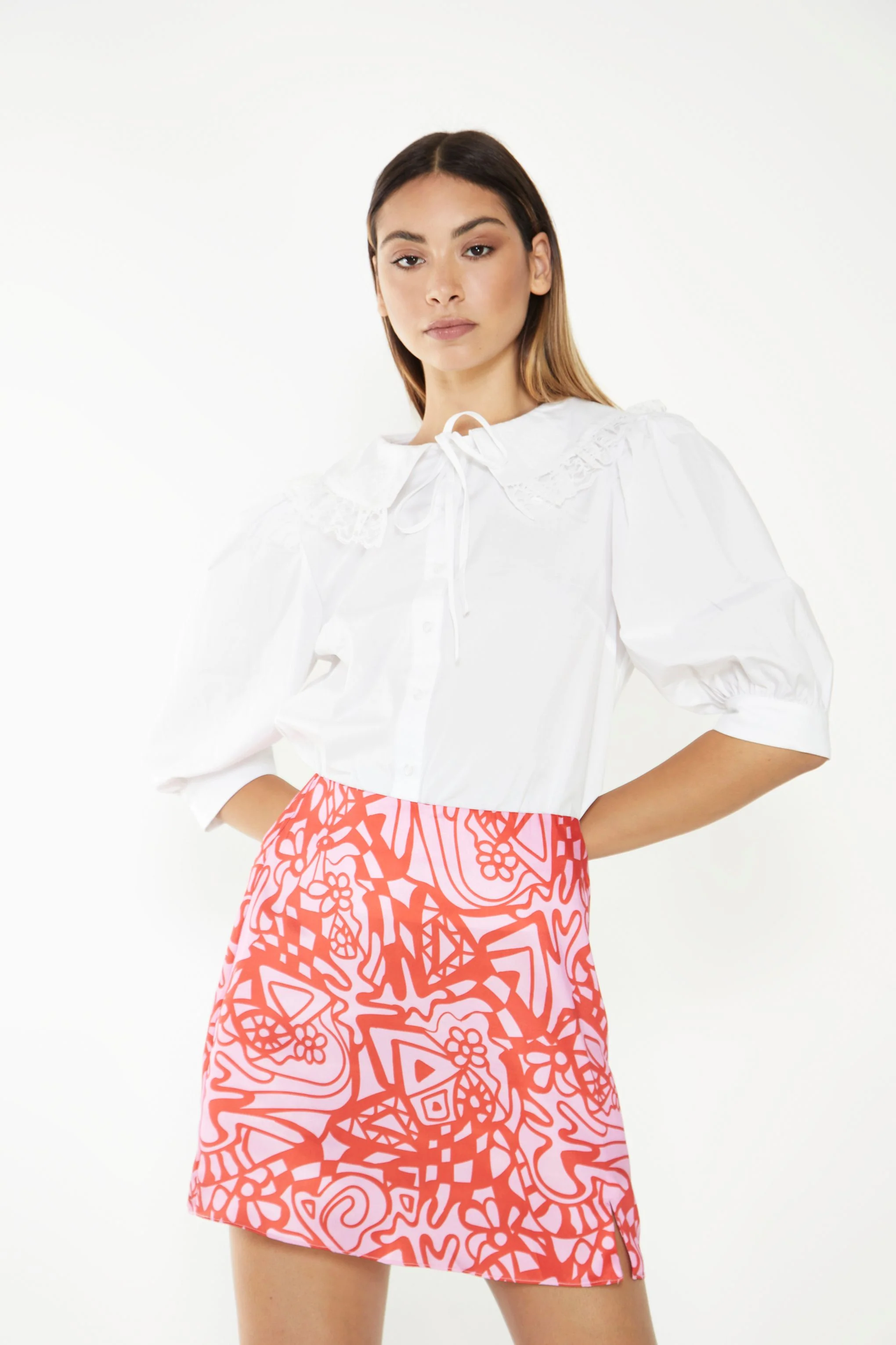 Glamorous Pink Red Abstract Mini Skirt - Image 2