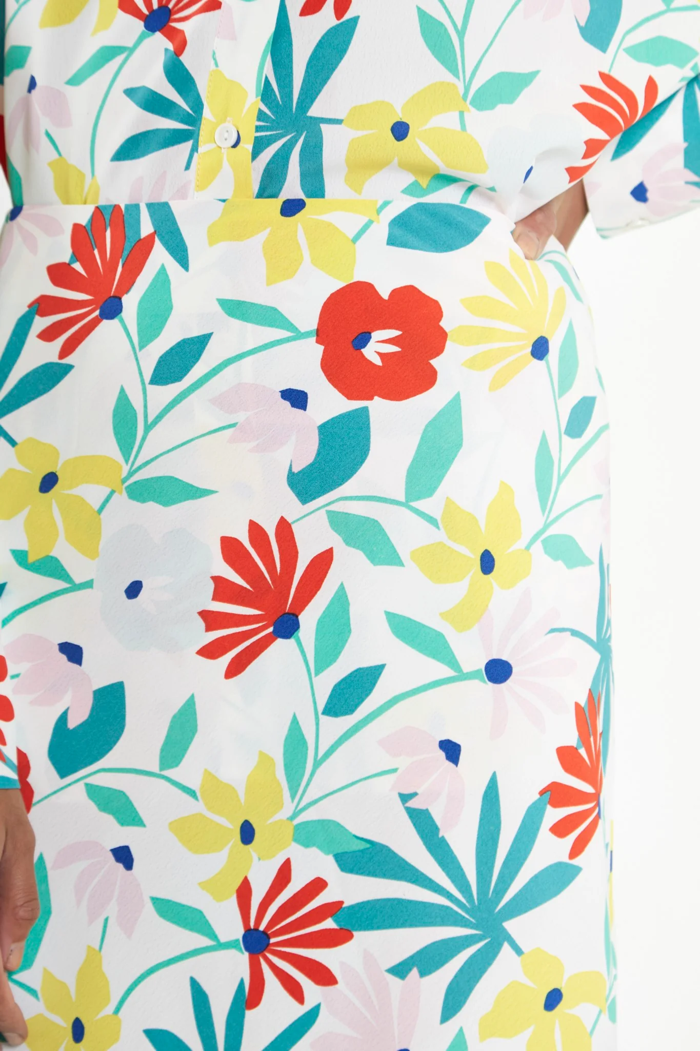 Bright Multi Flower Bias-Cut Maxi-skirt - Image 4