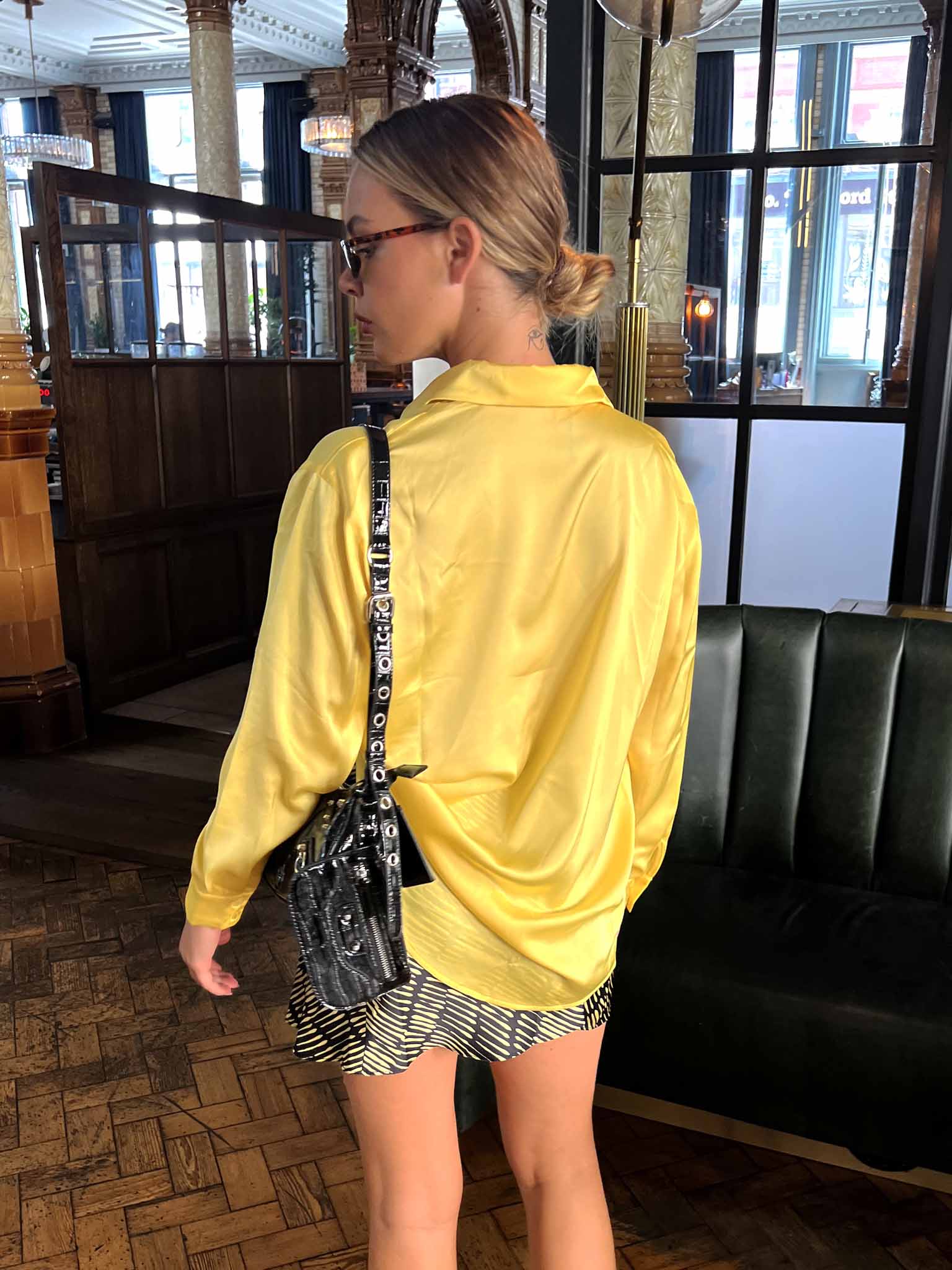 Glamorous Yellow Sketch Stripe Bias Cut Mini Skirt - Image 2