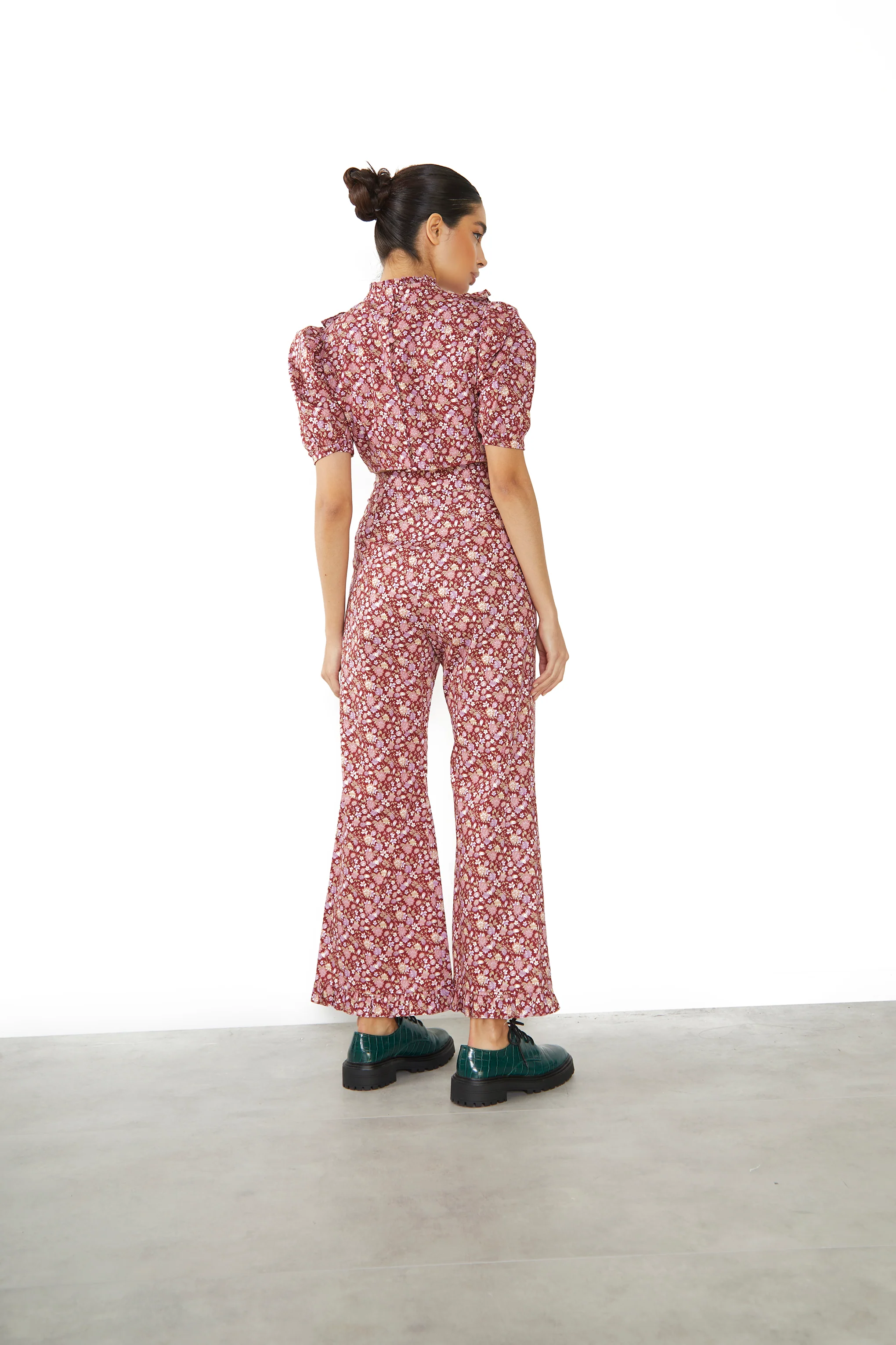 Glamorous Burgundy Chintz Floral High Neck Crop Blouse - Image 3