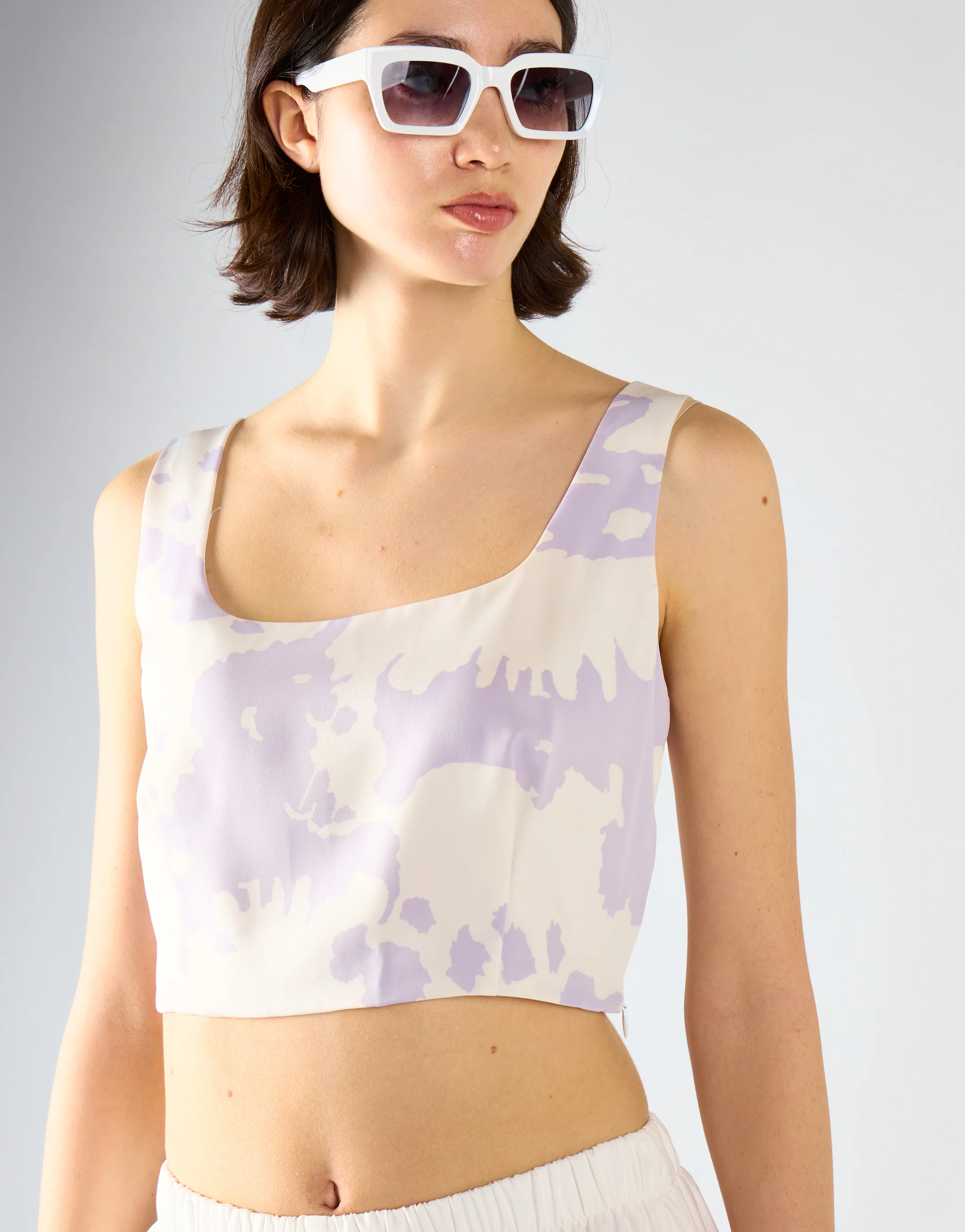 Glamorous Misty Lilac Abstract Crop Top - Image 4