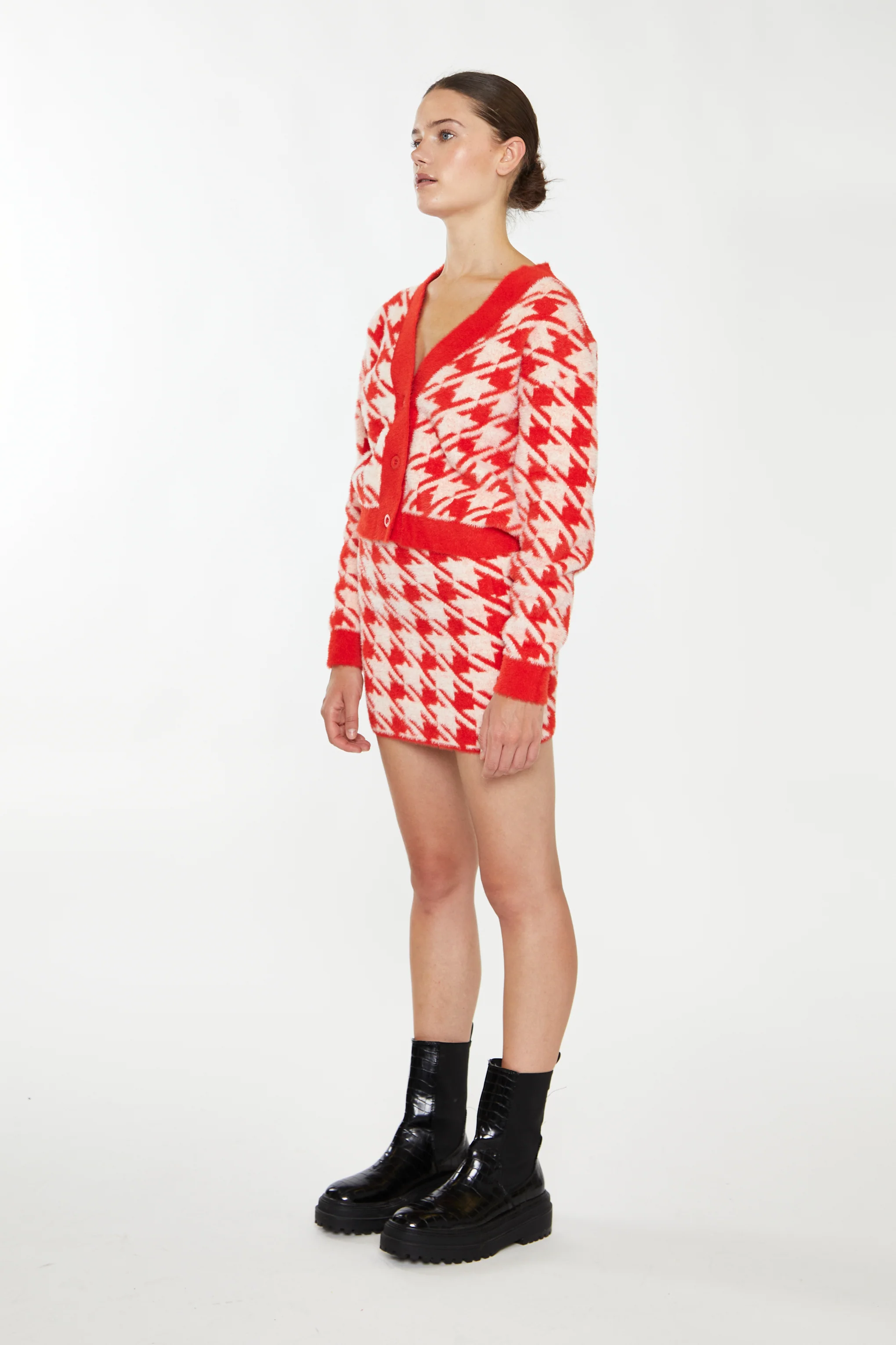 Glamorous Orange Cream Dogtooth Print Crop Cardigan - Image 3