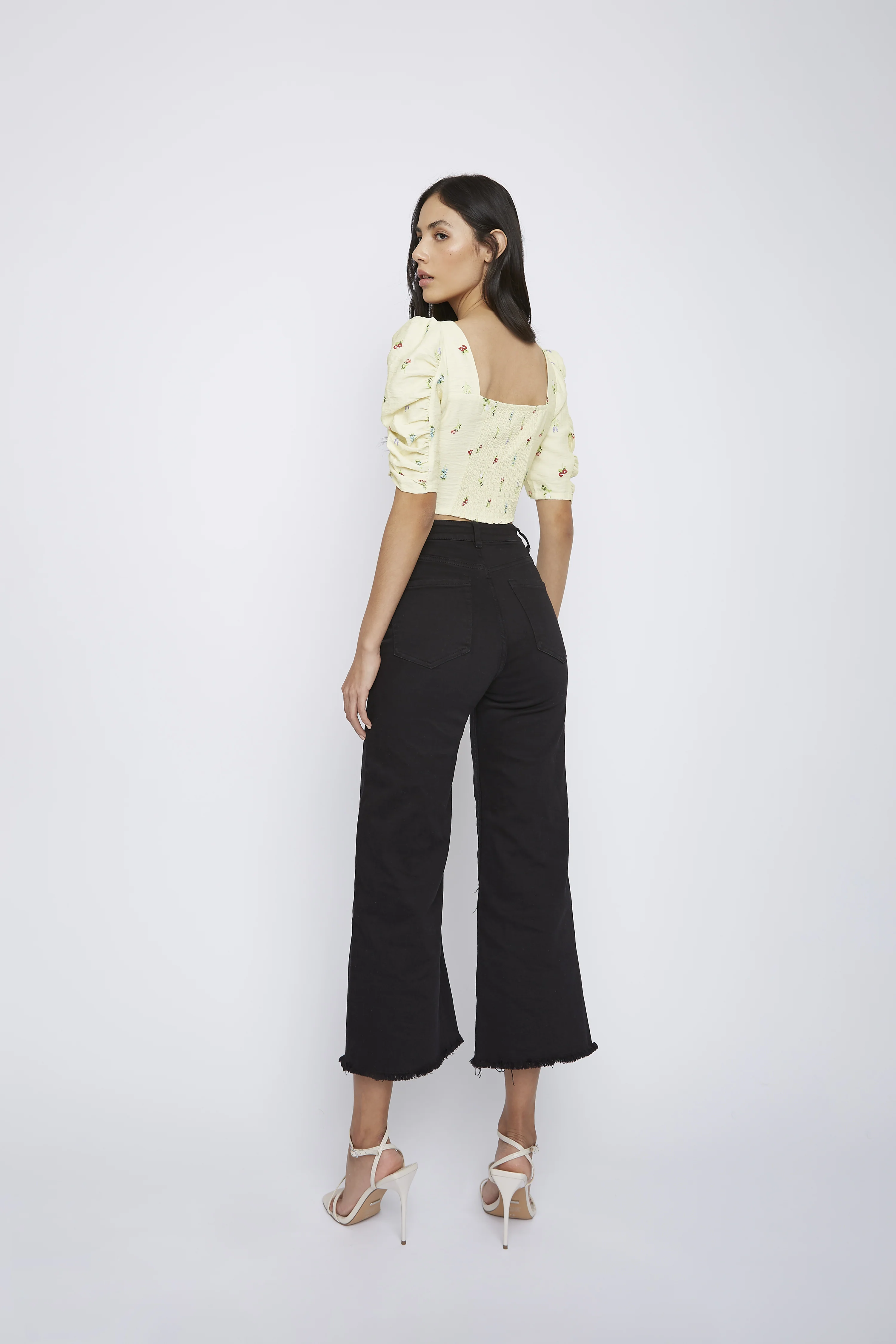 Glamorous Botanical Ditsy Ruffle Sleeve Crop Top - Image 3