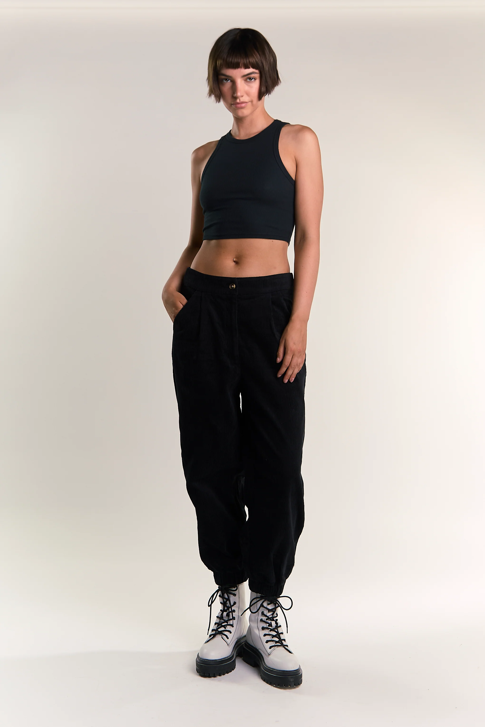 Glamorous Black Cuffed Ankle Cargo Trousers - Image 5
