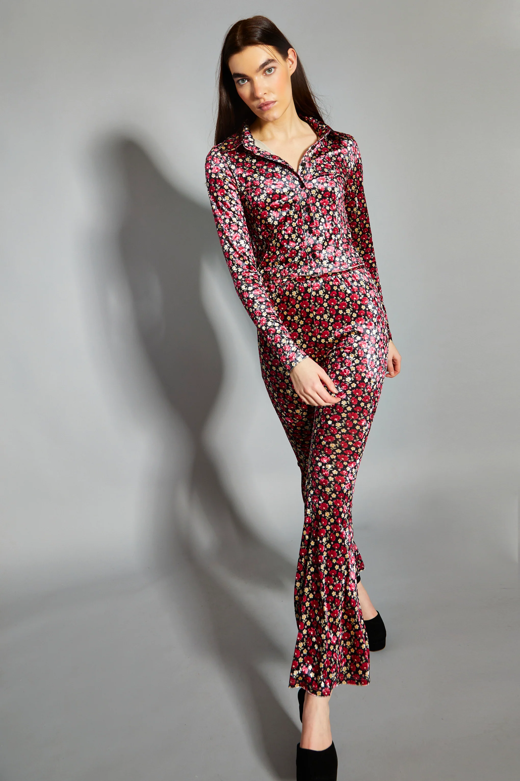 Glamorous Floral Print Velvet High Waisted Flared Trousers - Image 3