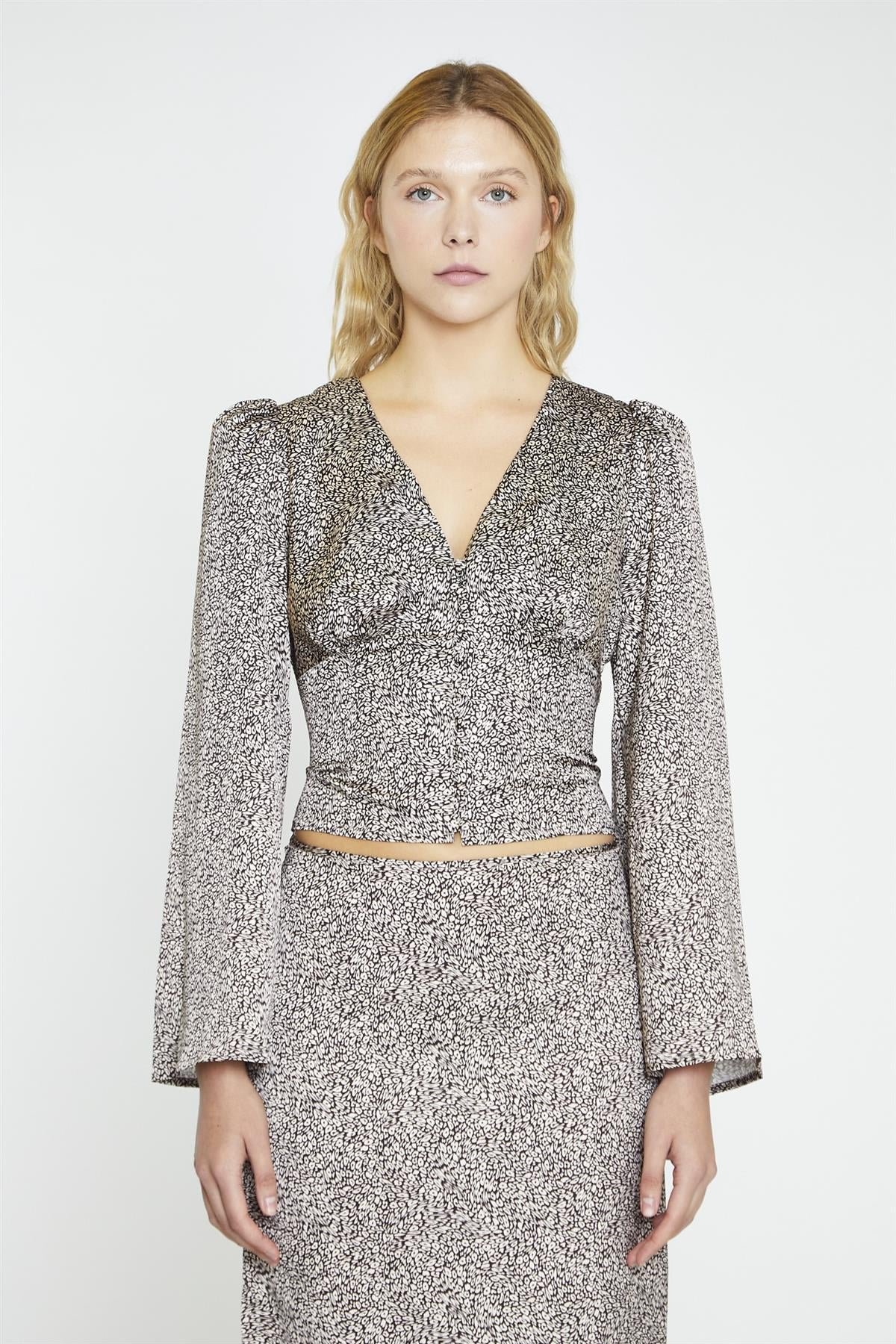 Leopard-Swirl Long-Sleeve Button-front-Top - Image 3