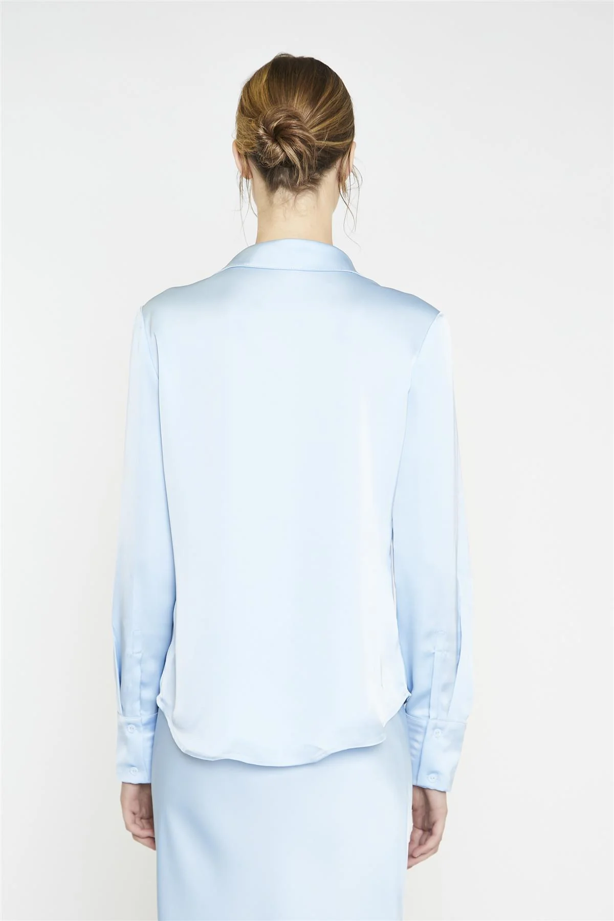Light-Blue Satin Classic-Shirt - Image 3