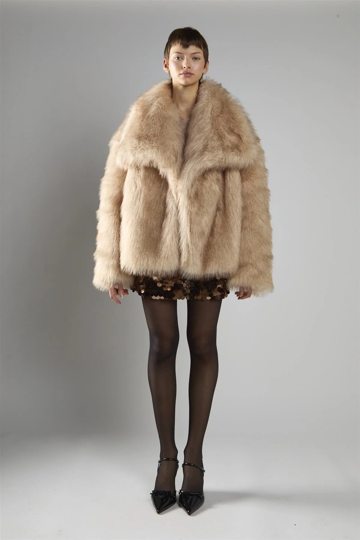 Light Sand Oversize Faux Fur Long Sleeve Coat - Image 5