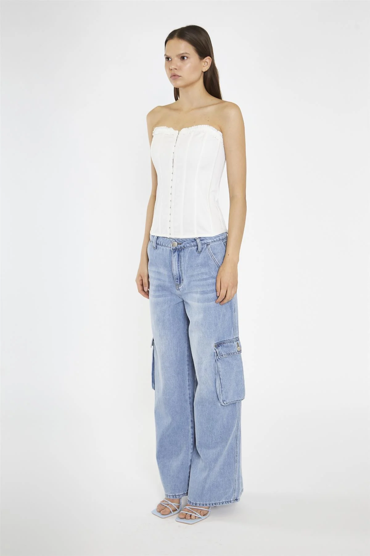 Light Stonewash Wide Leg Cargo Jeans - Image 4