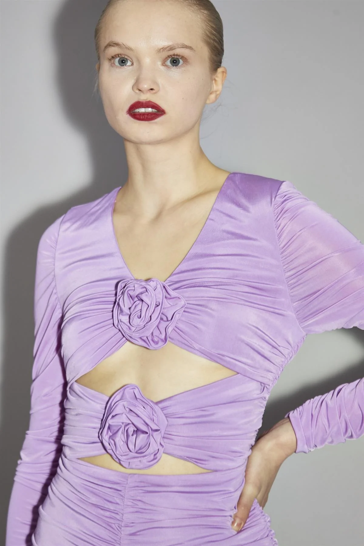 Lilac-Orchid Rose-Applique Ruched Mini-Dress - Image 4