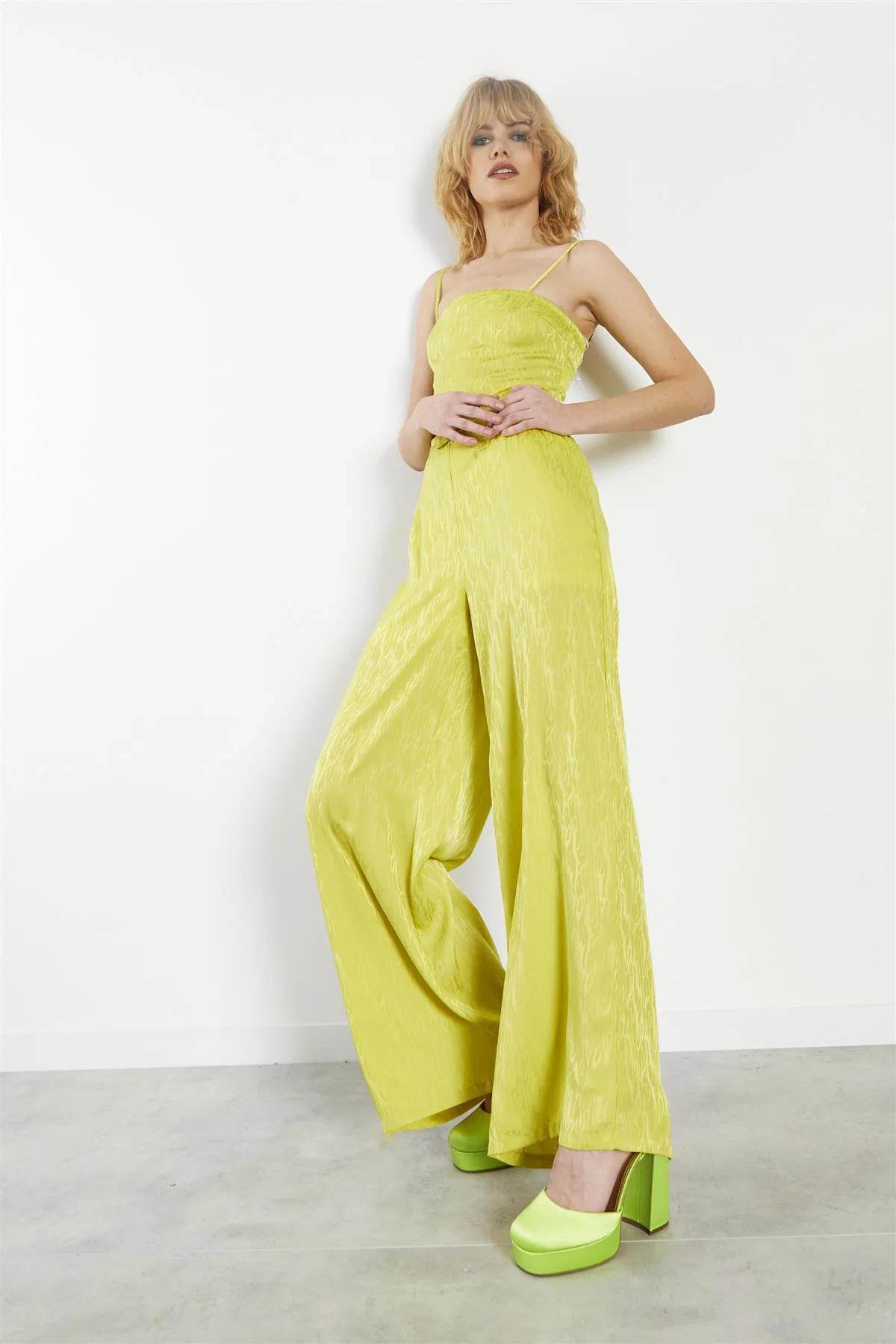 Lime-Satin Jacquard High-Waist Wide-Leg Trousers - Image 3