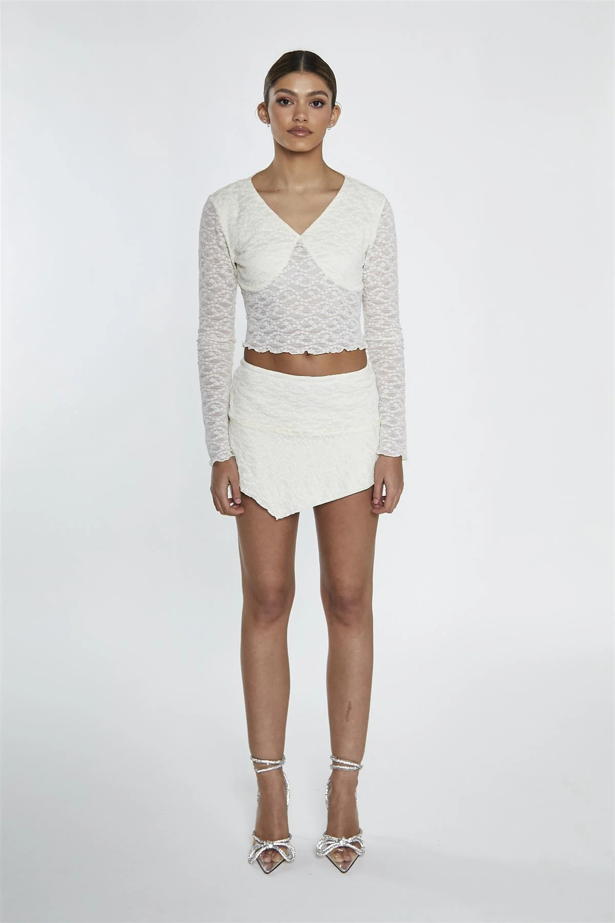 Low Waist Lace Mini Skirt in Cream Lace