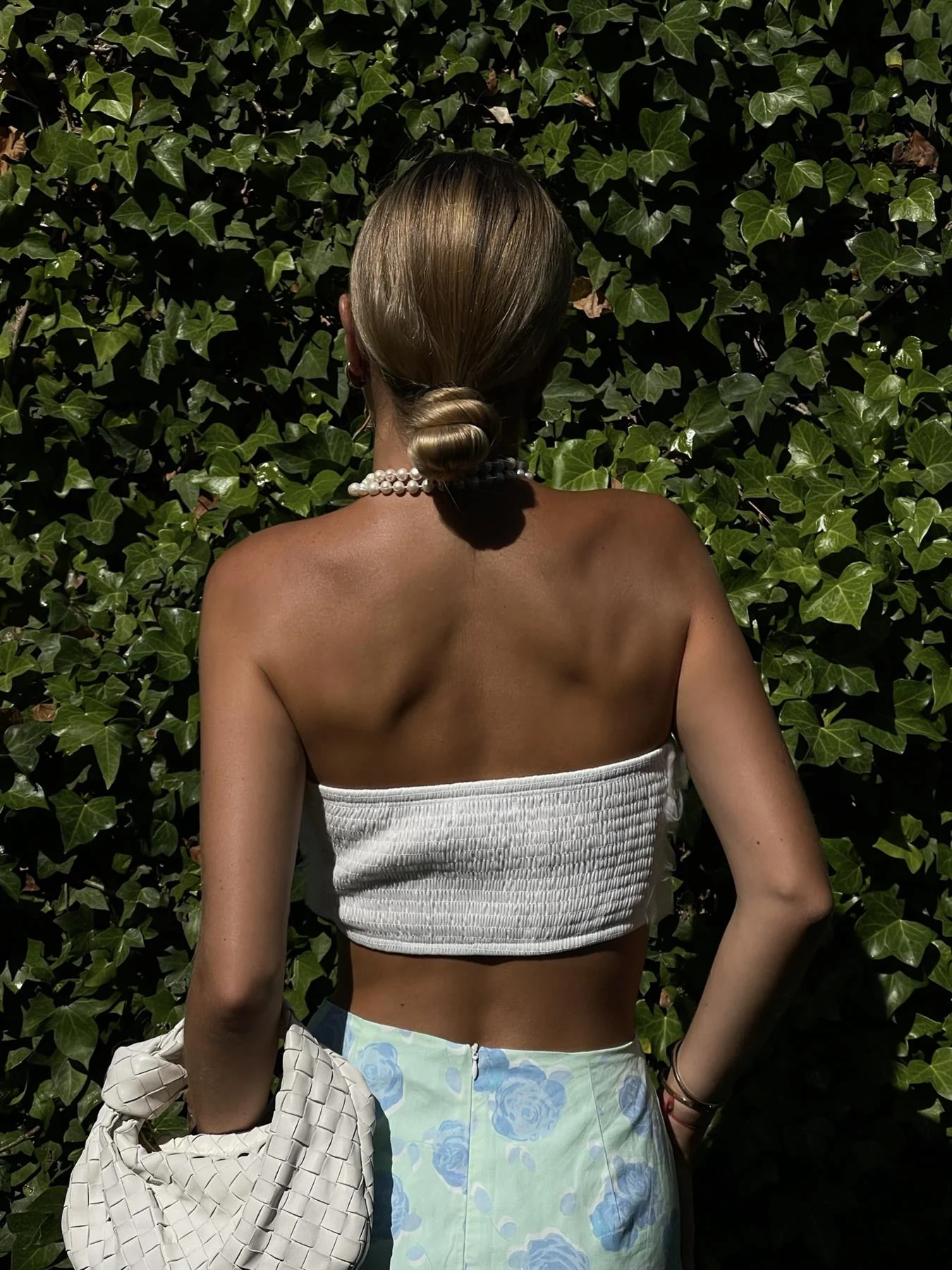 Mia 3D Rose Bandeau-Top -White - Image 2