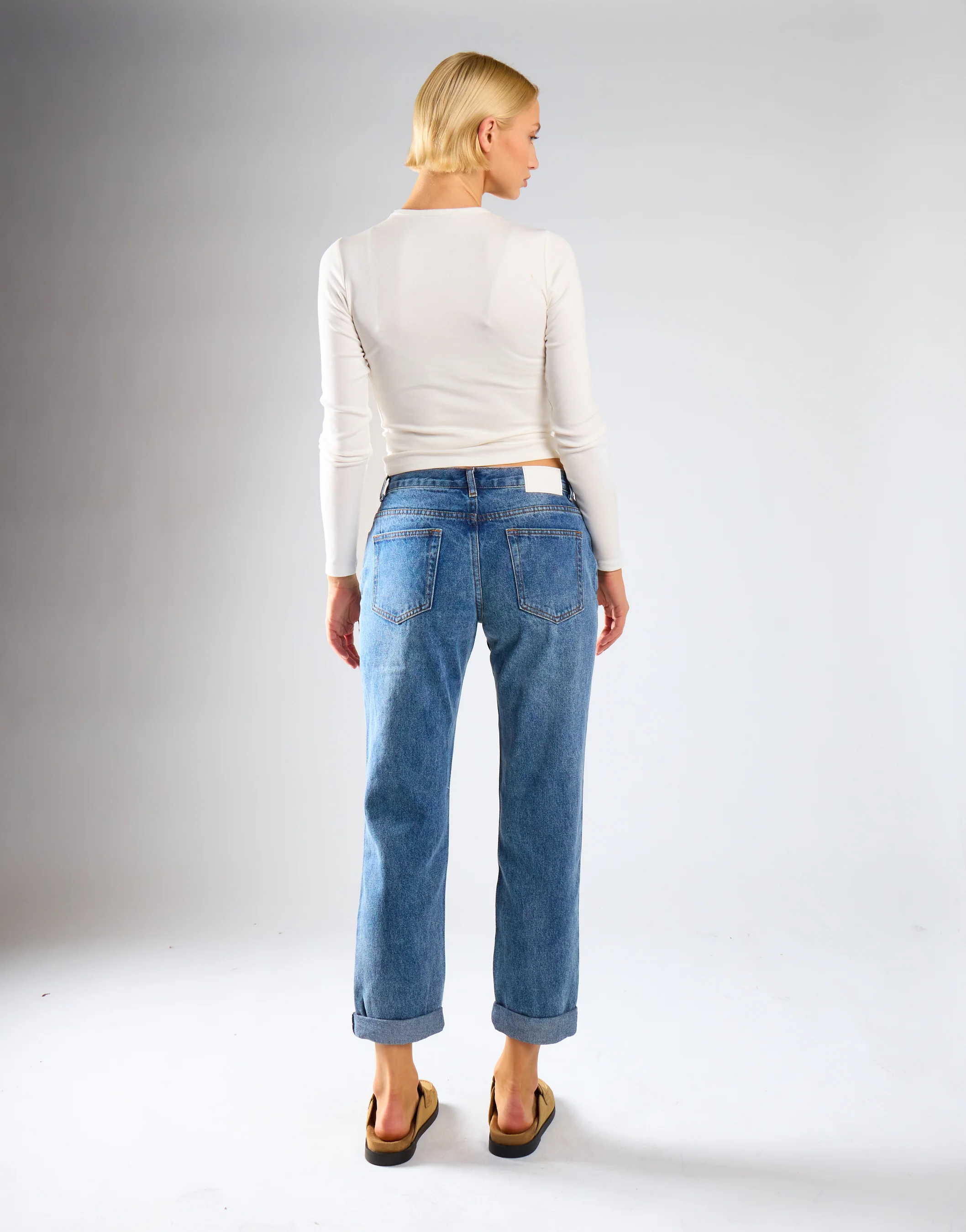 Mid Stone Distressed Low-Rise-Jeans - Image 4