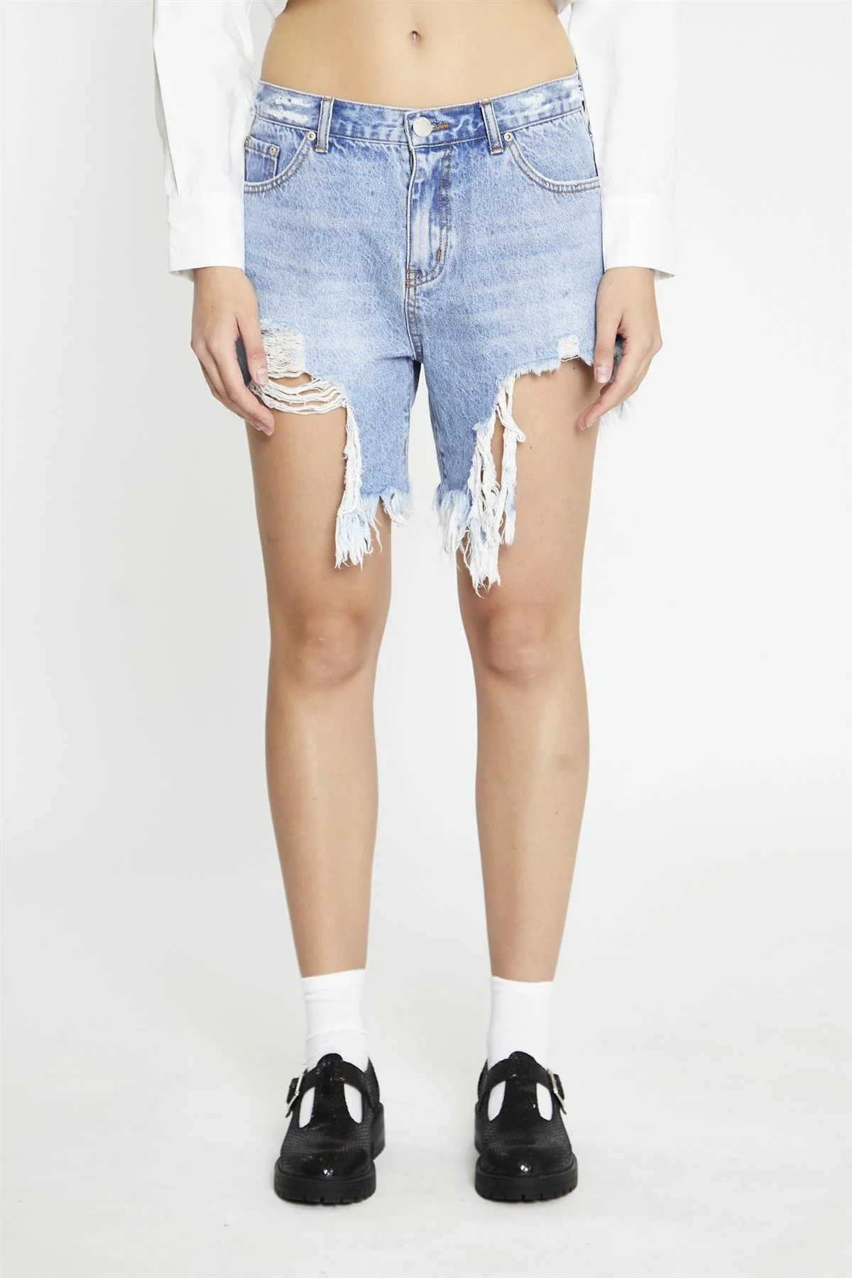 Mid-Stonewash Ripped Denim-Shorts - Image 3