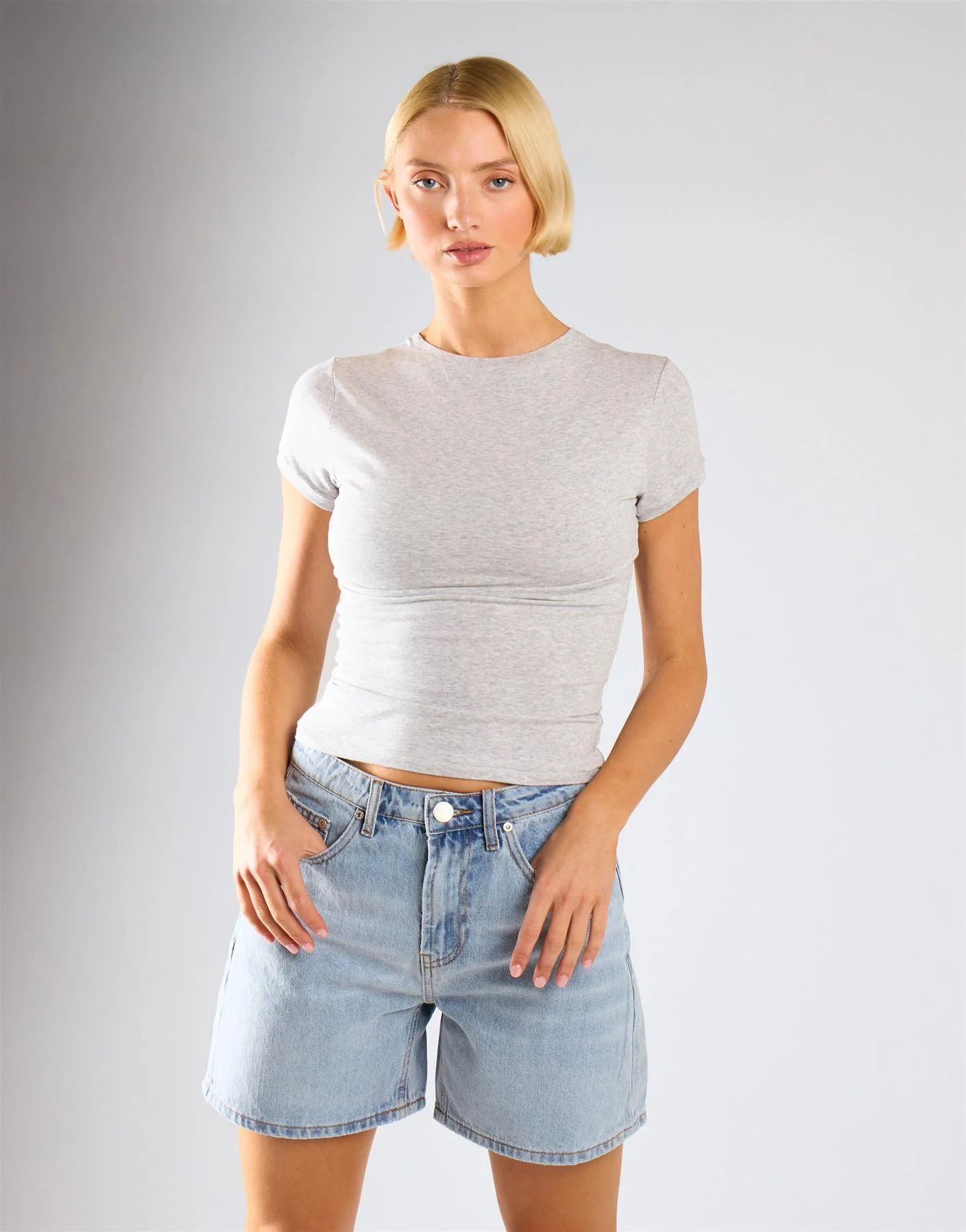 Mid Waist Loose Fit Denim Shorts - Mid Blue - Image 4
