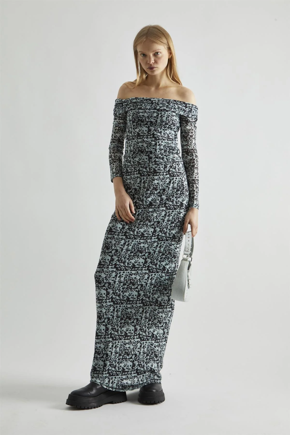 Mint-Black Spliced Mesh Bodycon Maxi-Skirt - Image 4