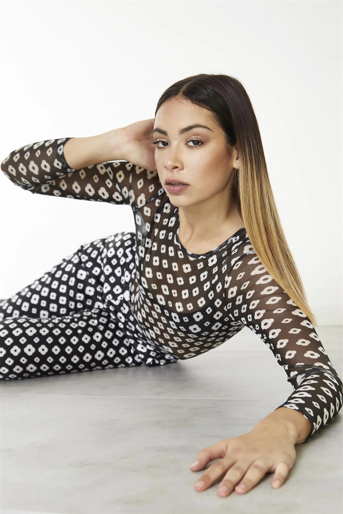 Mono-Geo-Flower-Mesh Long-Sleeve-Top - Image 4