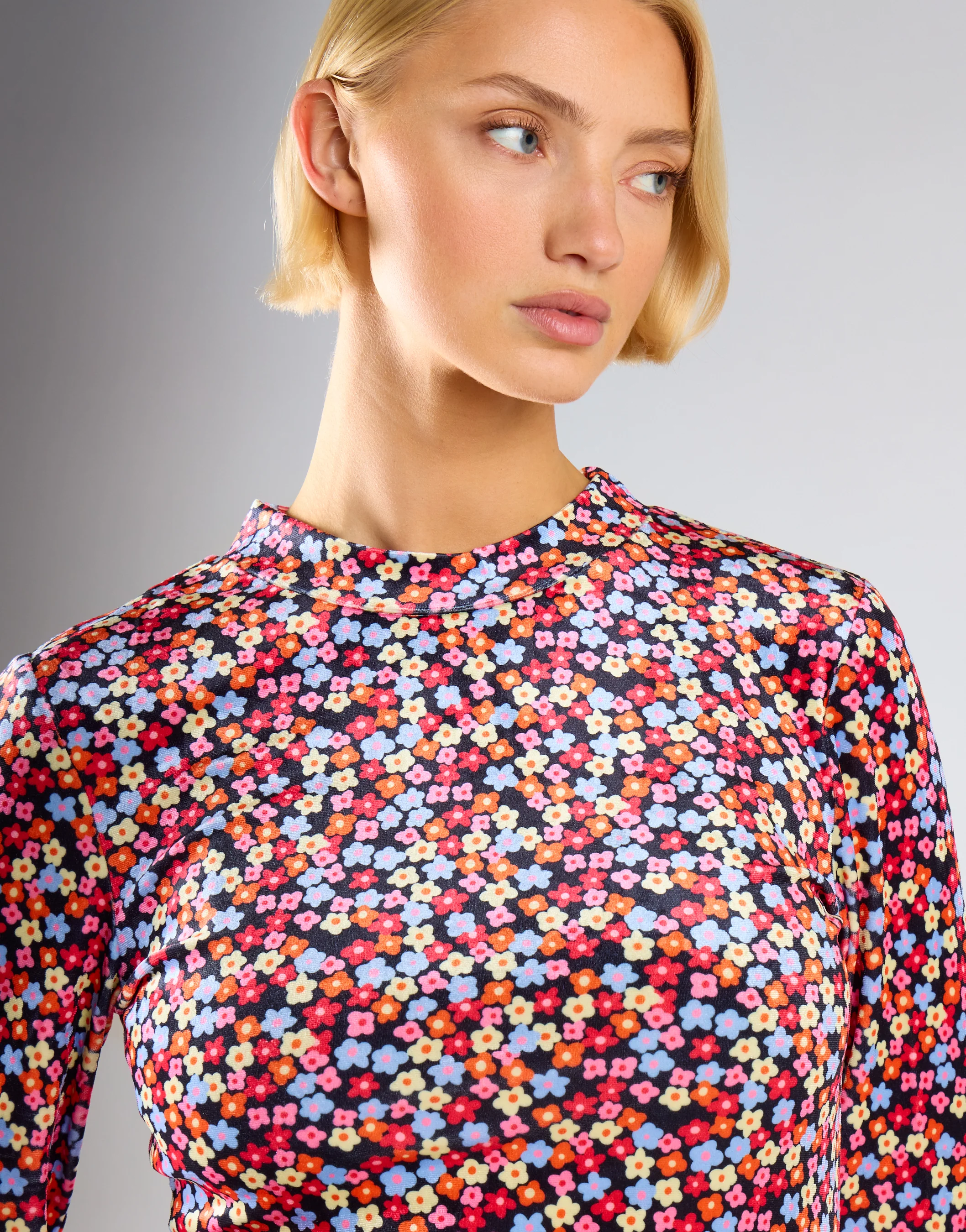 Multi-Ditsy-Velvet Long-Sleeve-Peplum Mini-Dress - Image 3