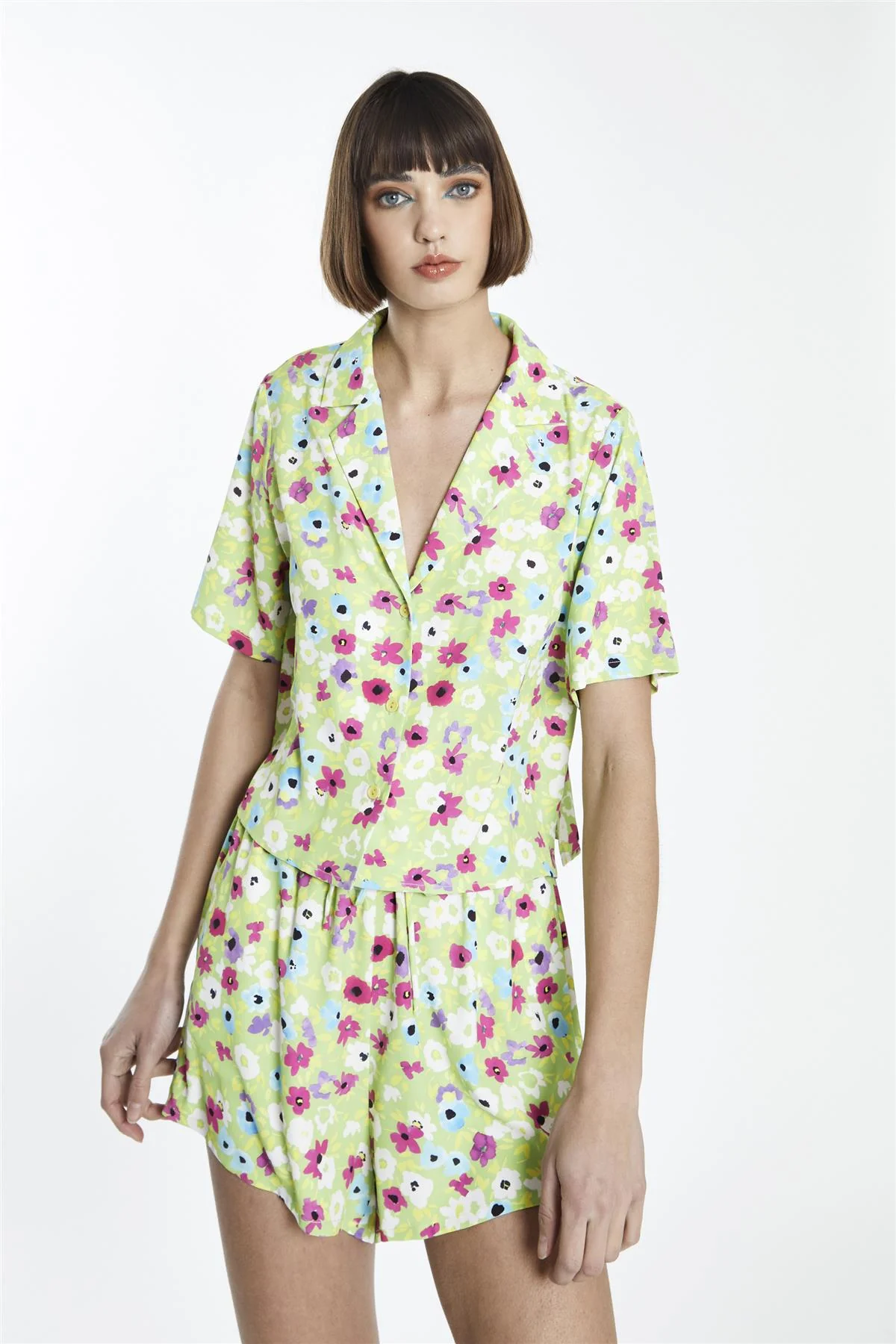 Multi Green Floral Button Front Crop-Shirt - Image 3