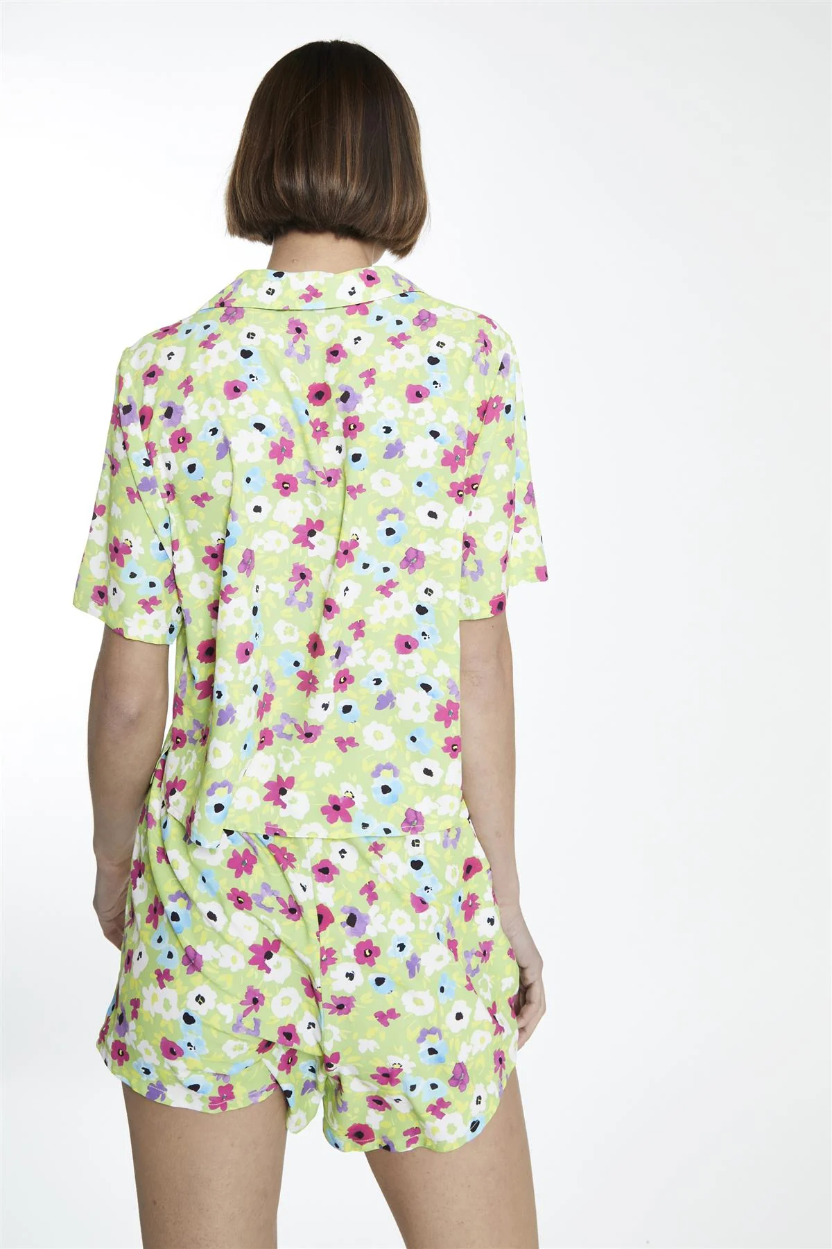 Multi Green floral Loose High-Waisted-Shorts - Image 2