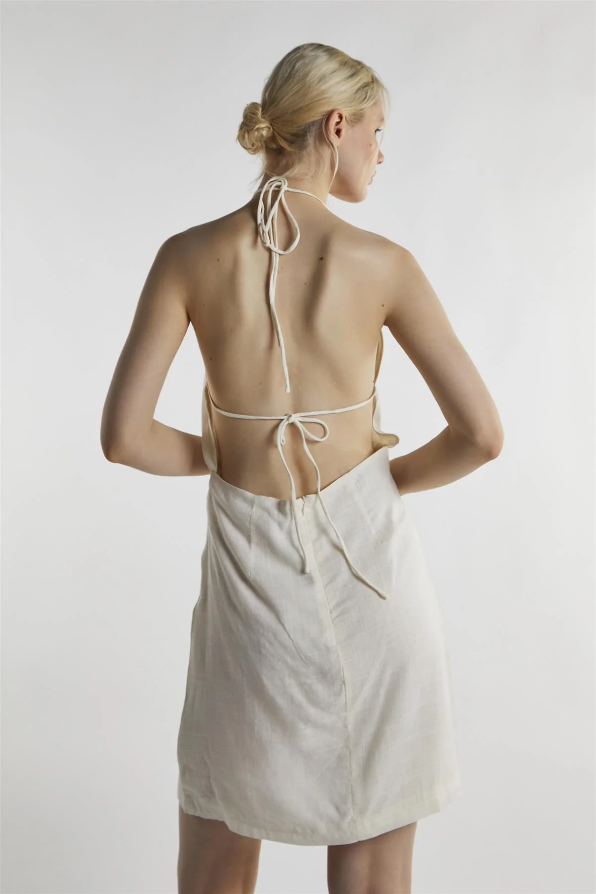 Off White Linen Halter-Neck Mini-Dress - Image 2