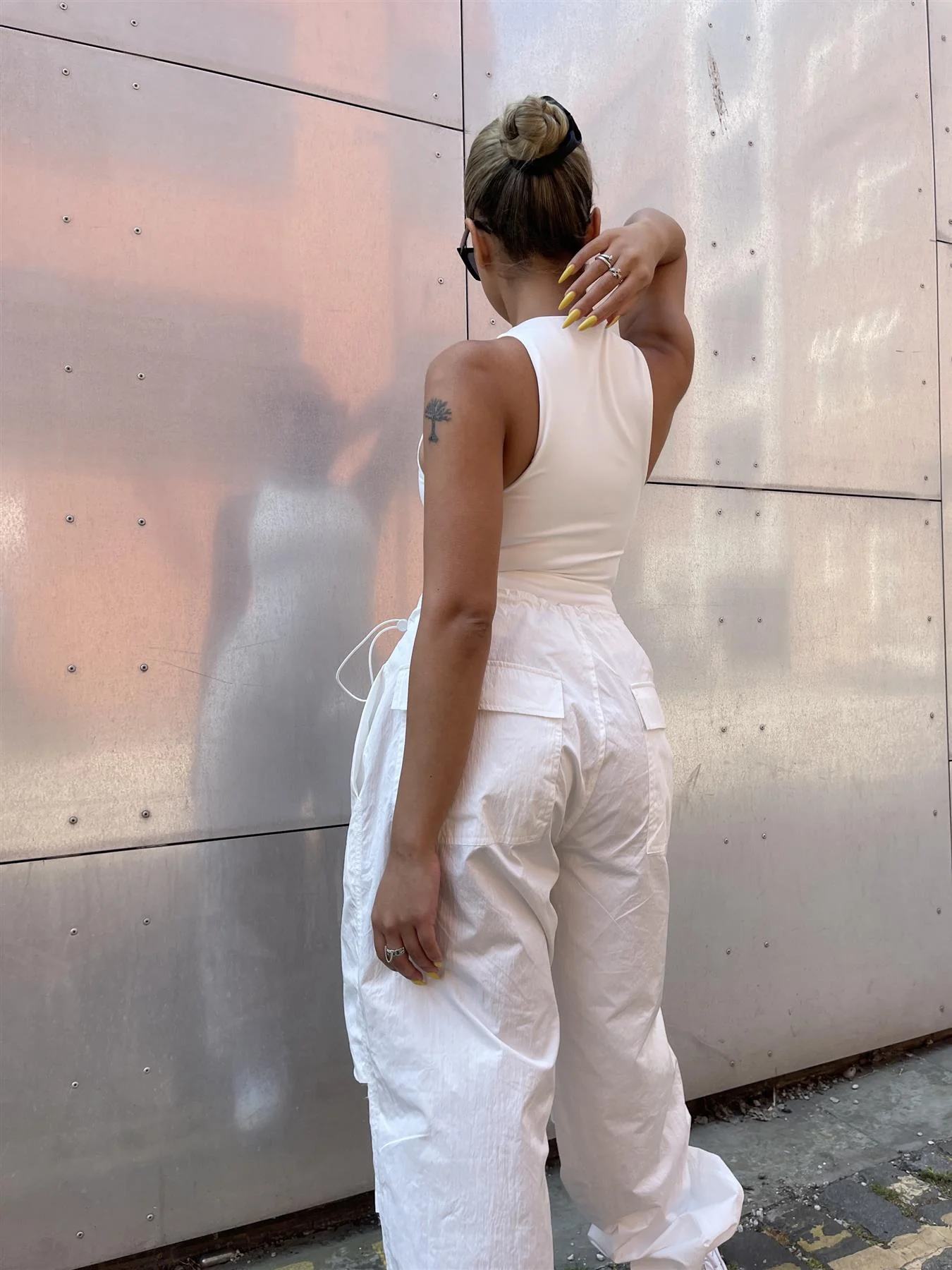 Off-White Scoop-Neck Bodysuit - Image 2