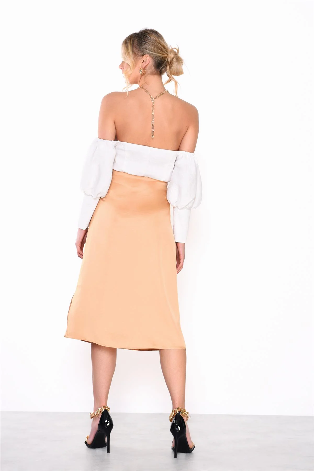 Off-White Textured Puff-Sleeve Bardot-Bodysuit - Image 2