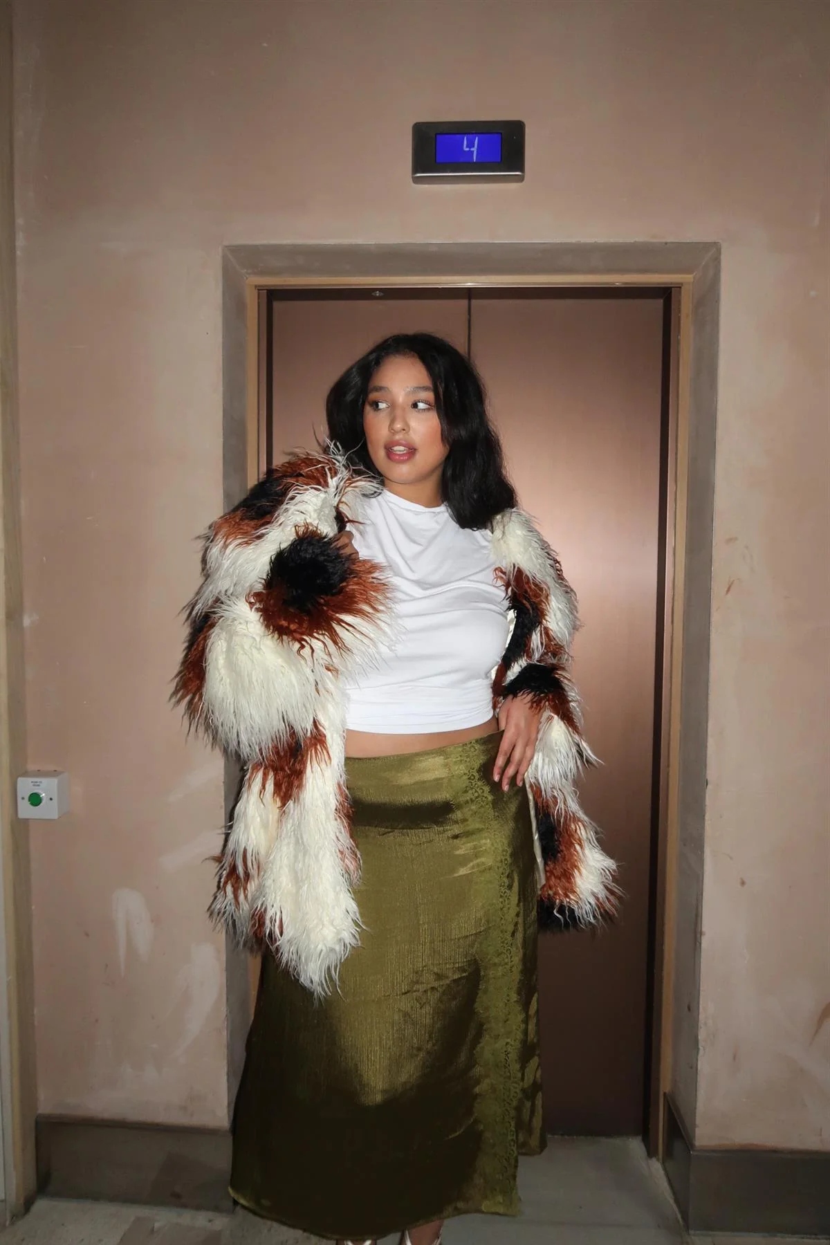Olive Midi-Party skirt - Image 4