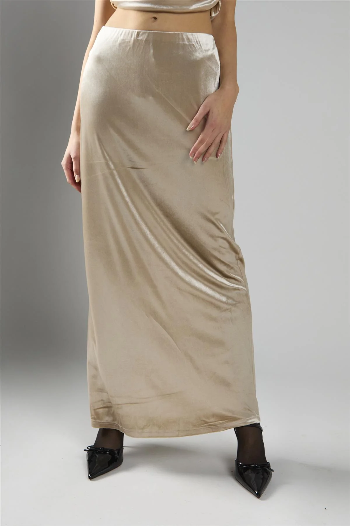 Oyster Velvet Mid-Rise Maxi Skirt - Image 3