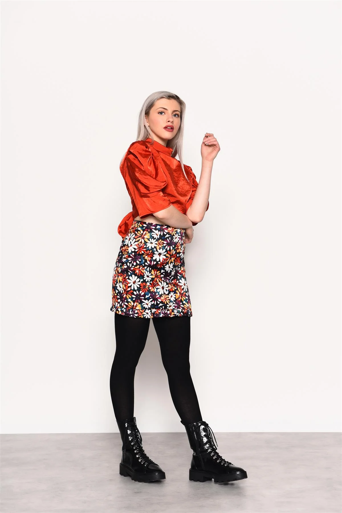 Painted-Daisy High-Waisted Mini-Skirt