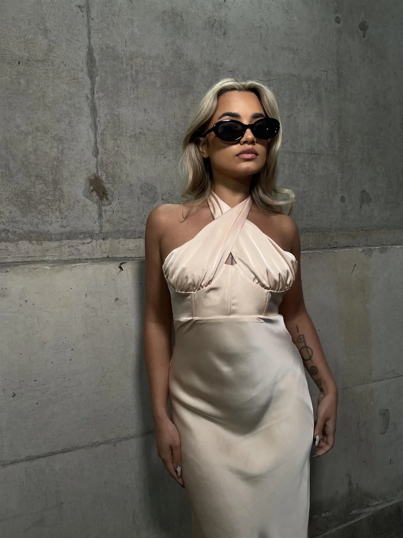 Peach-Nude Satin Gathered Cross Front Halterneck Midaxi Dress - Image 3