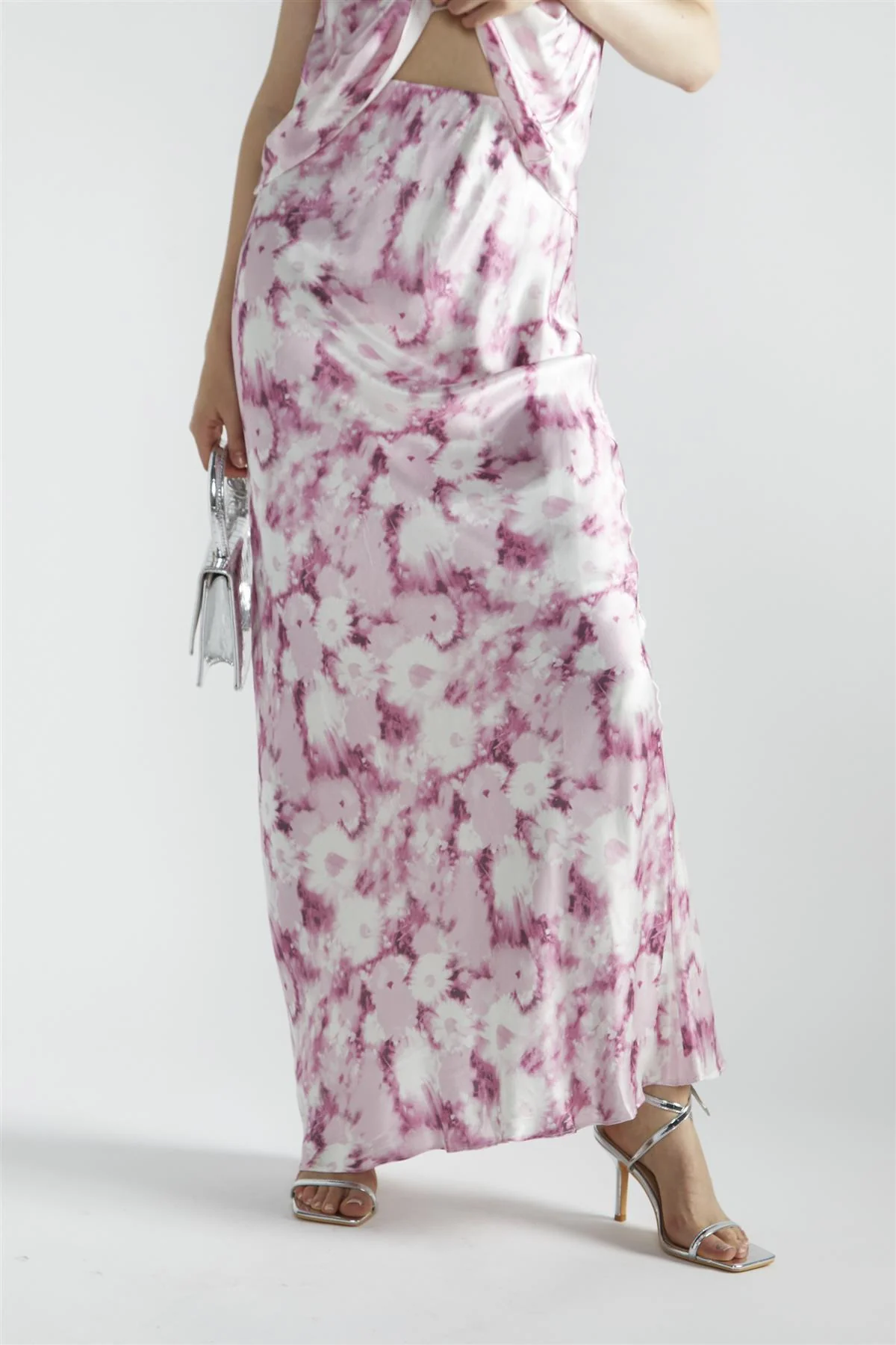 Pink Blur Daisy Flare Maxi-Skirt - Image 3