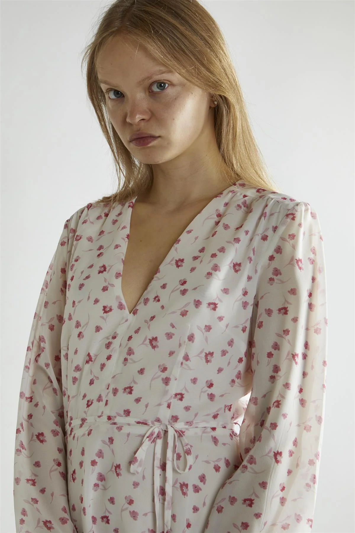 Pink Watercolour-Floral V-Neck Mini-Dress - Image 4
