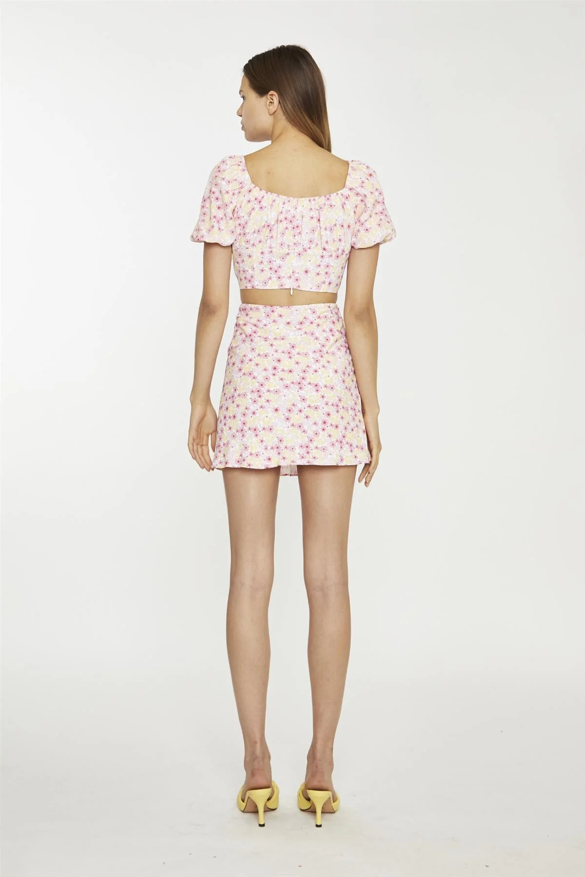 Pink Yellow Bunch Floral Short-Sleeve Tie-Detail Crop-Top - Image 2