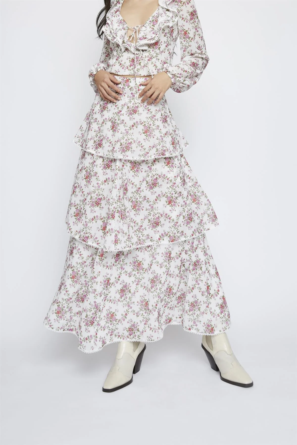 Romantic-Floral Chiffon Tiered Maxi-Skirt - Image 3