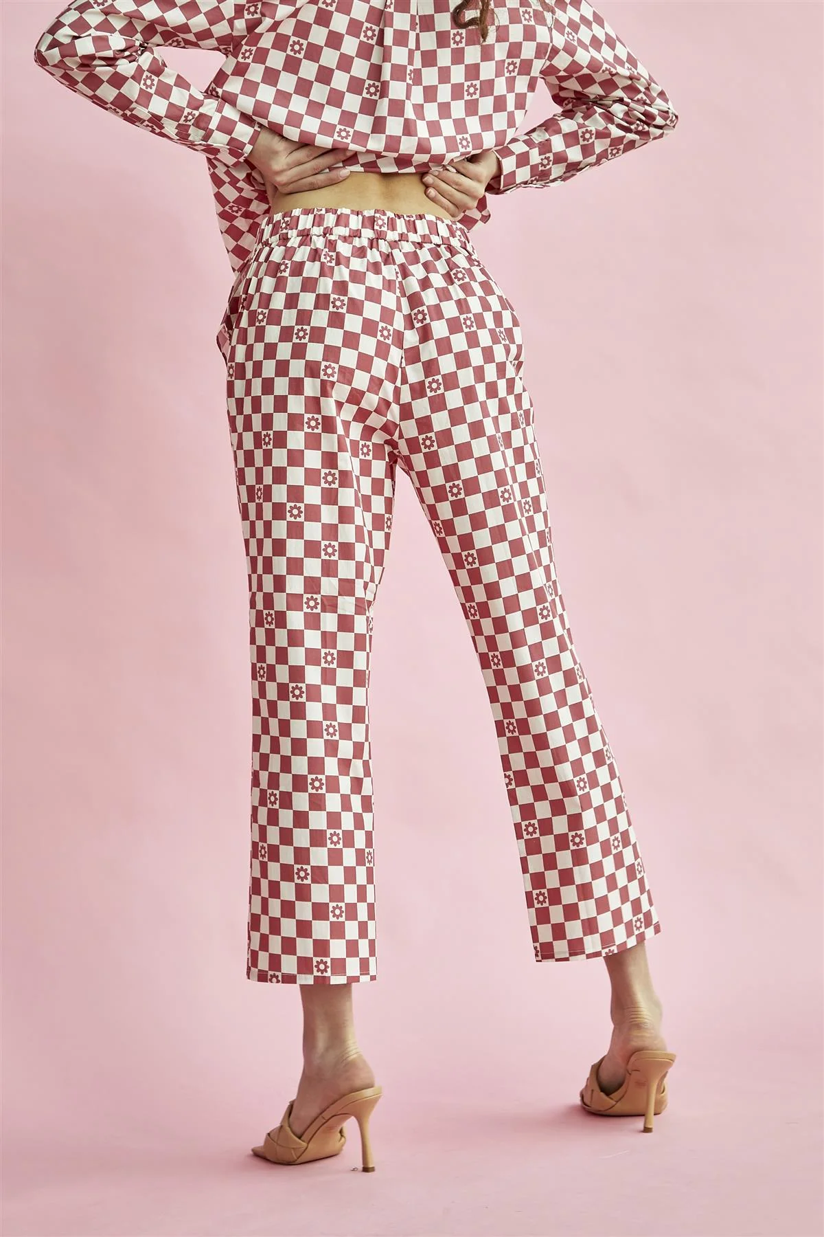 Rose-Checkerboard Flower Cropped-Trousers - Image 2