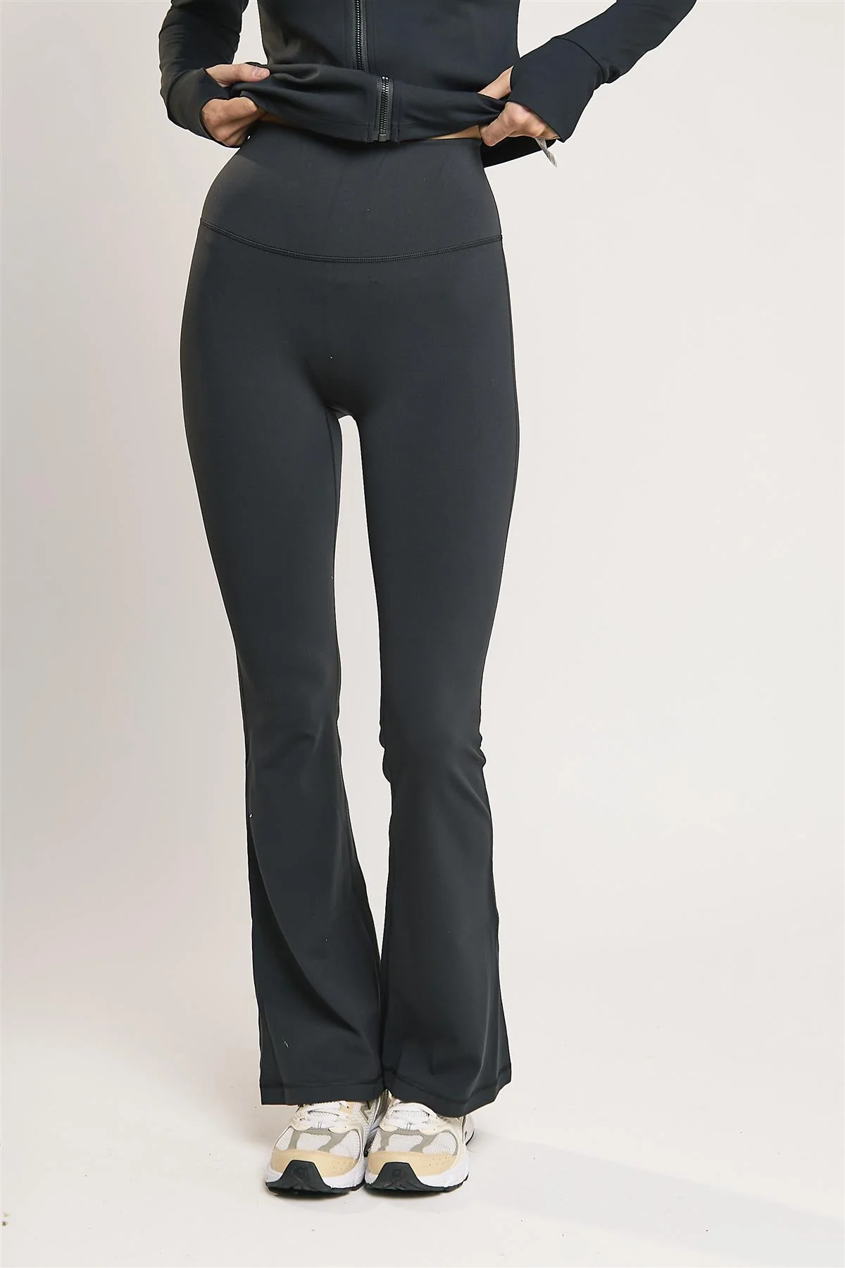 Signature Black Flare Leggings - Image 3