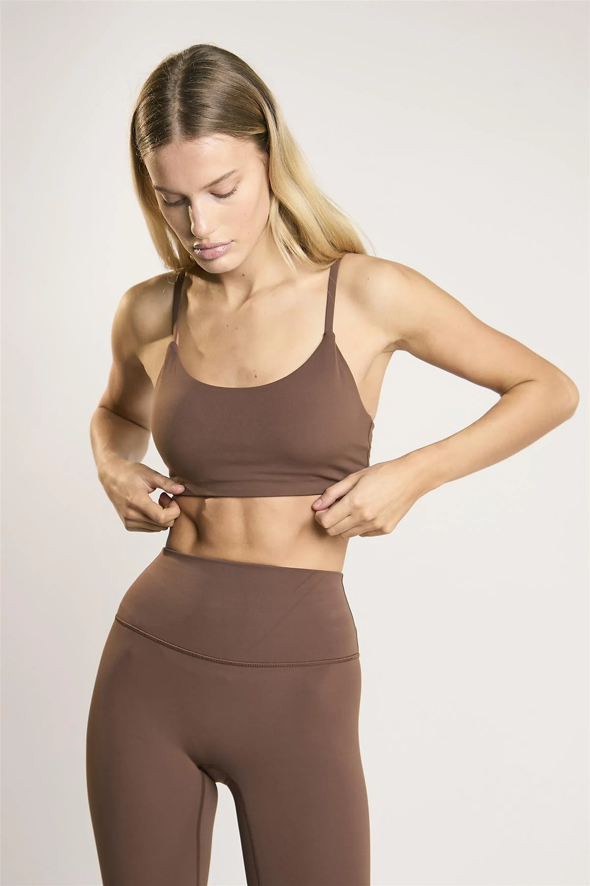 Signature Chestnut Scoop-Neck Crop-Top - Image 3